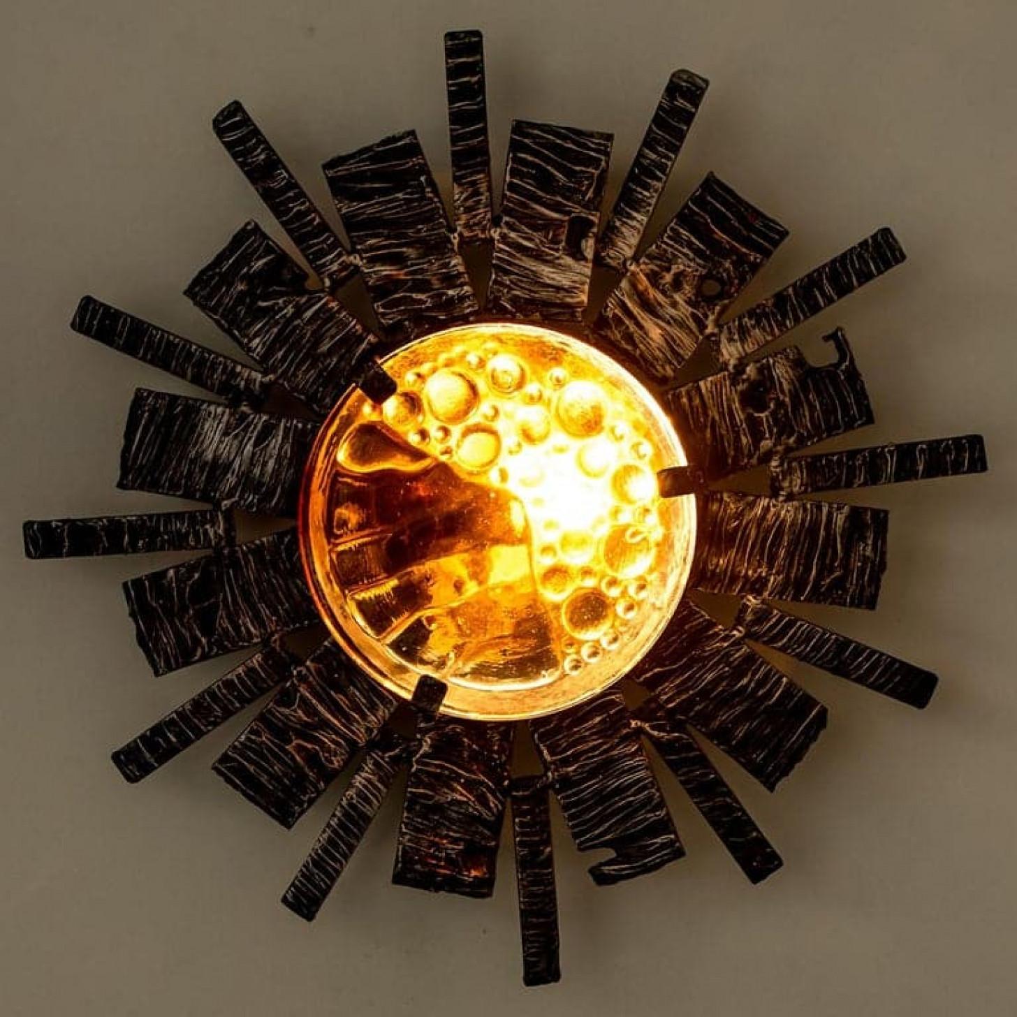 Murano Glass Brutalist Wall Lamp Sun Attributed to Tom Ahlström & Hans Ehrlich, Sweden, 1970s