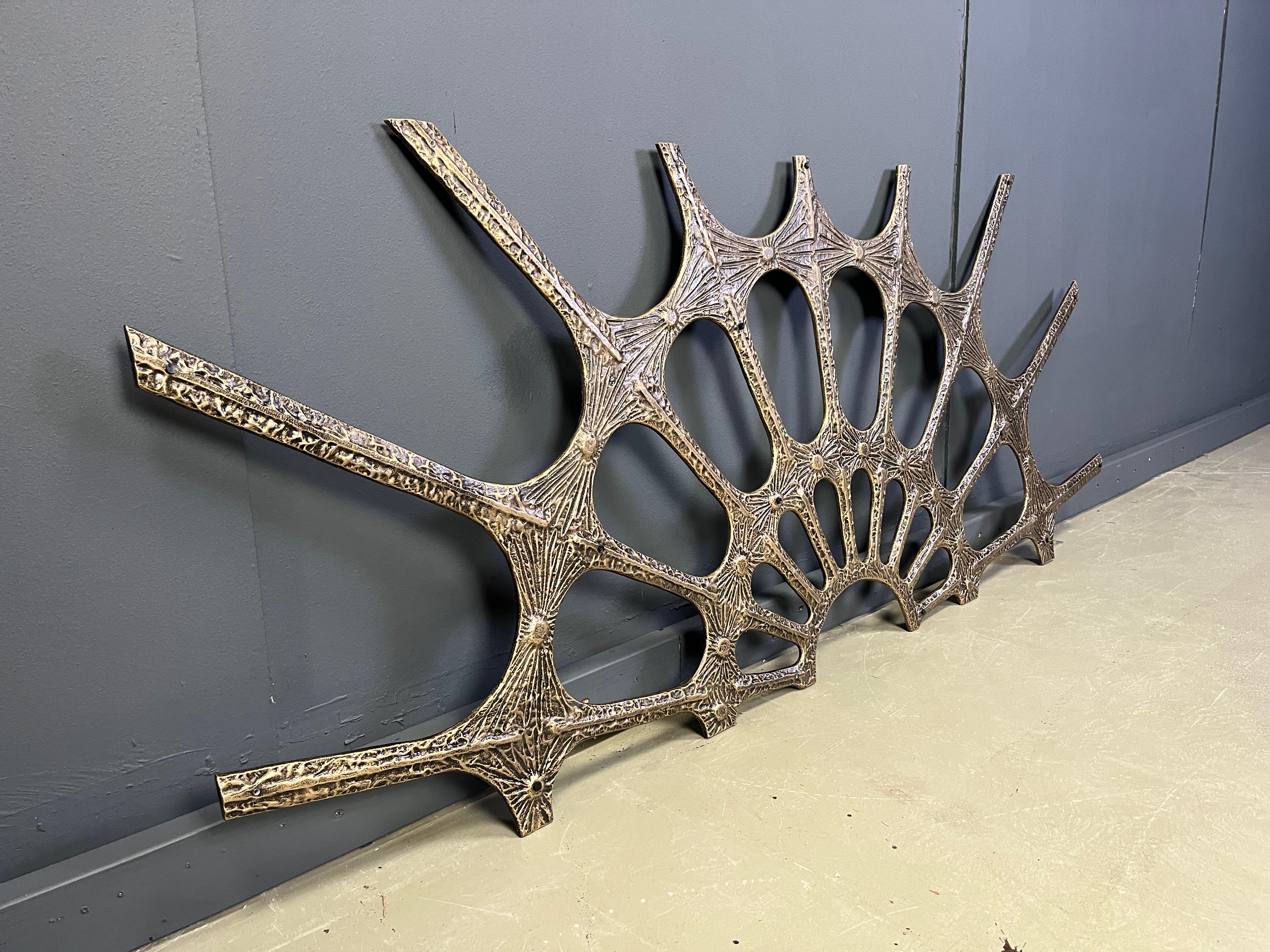Brutalistische Wandskulptur, 1970er Jahre (Deutsch) im Angebot