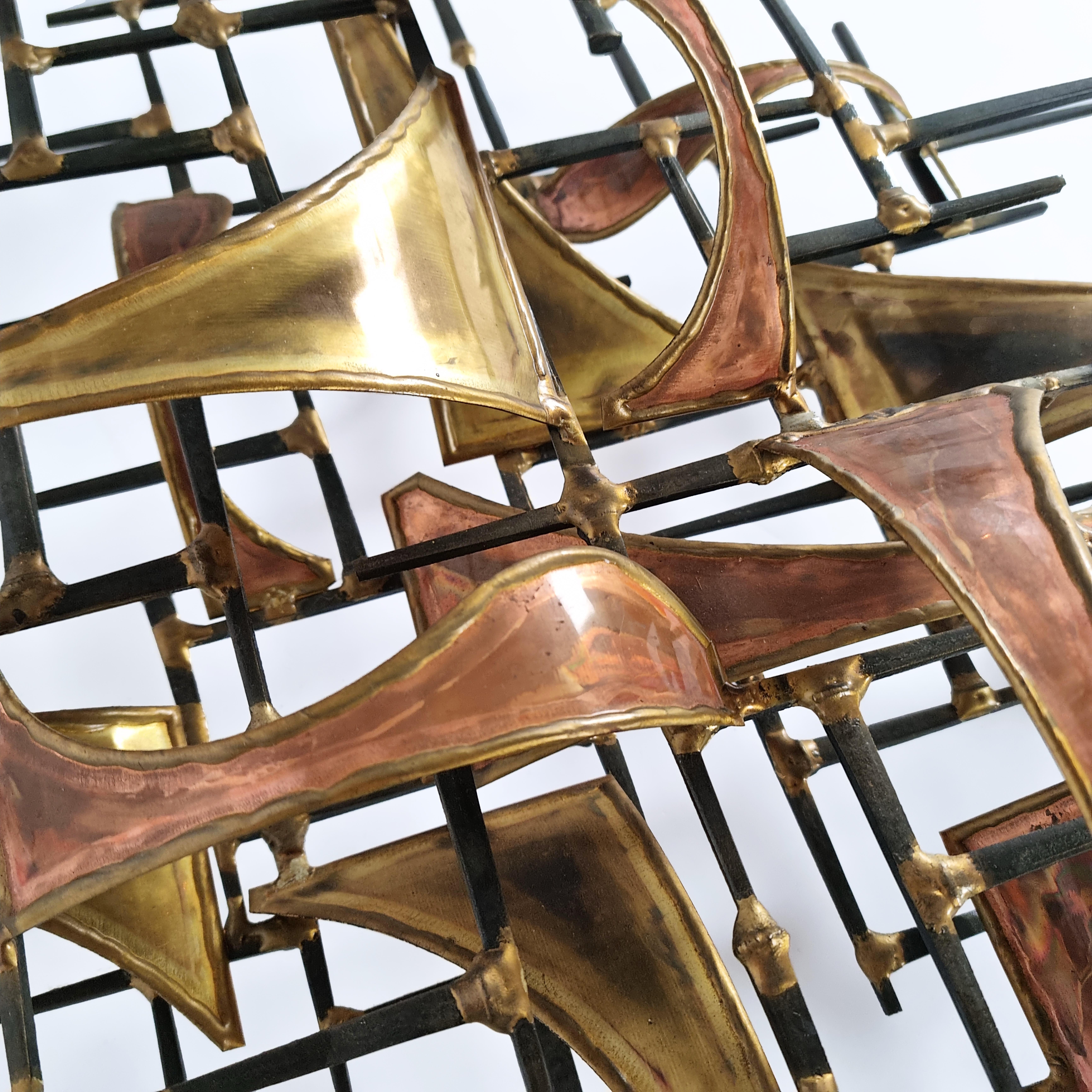 Brutalist Wall Sculpture in Brass and Copper by Higgins, 1979 In Good Condition In Hilversum, NL