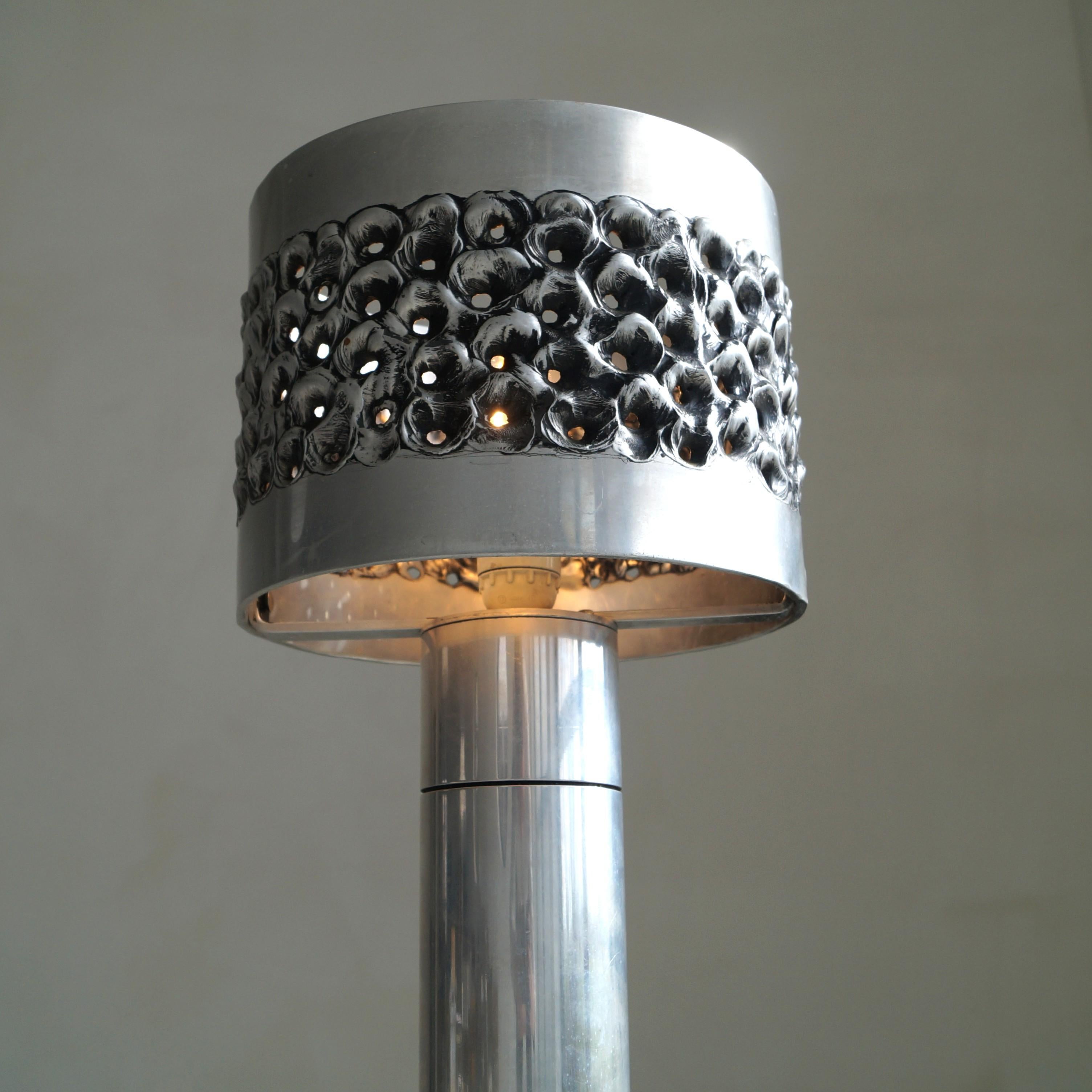 Brutalist welded aluminium table lamp by Willy Luyckx for Aluclair, 1960s 2