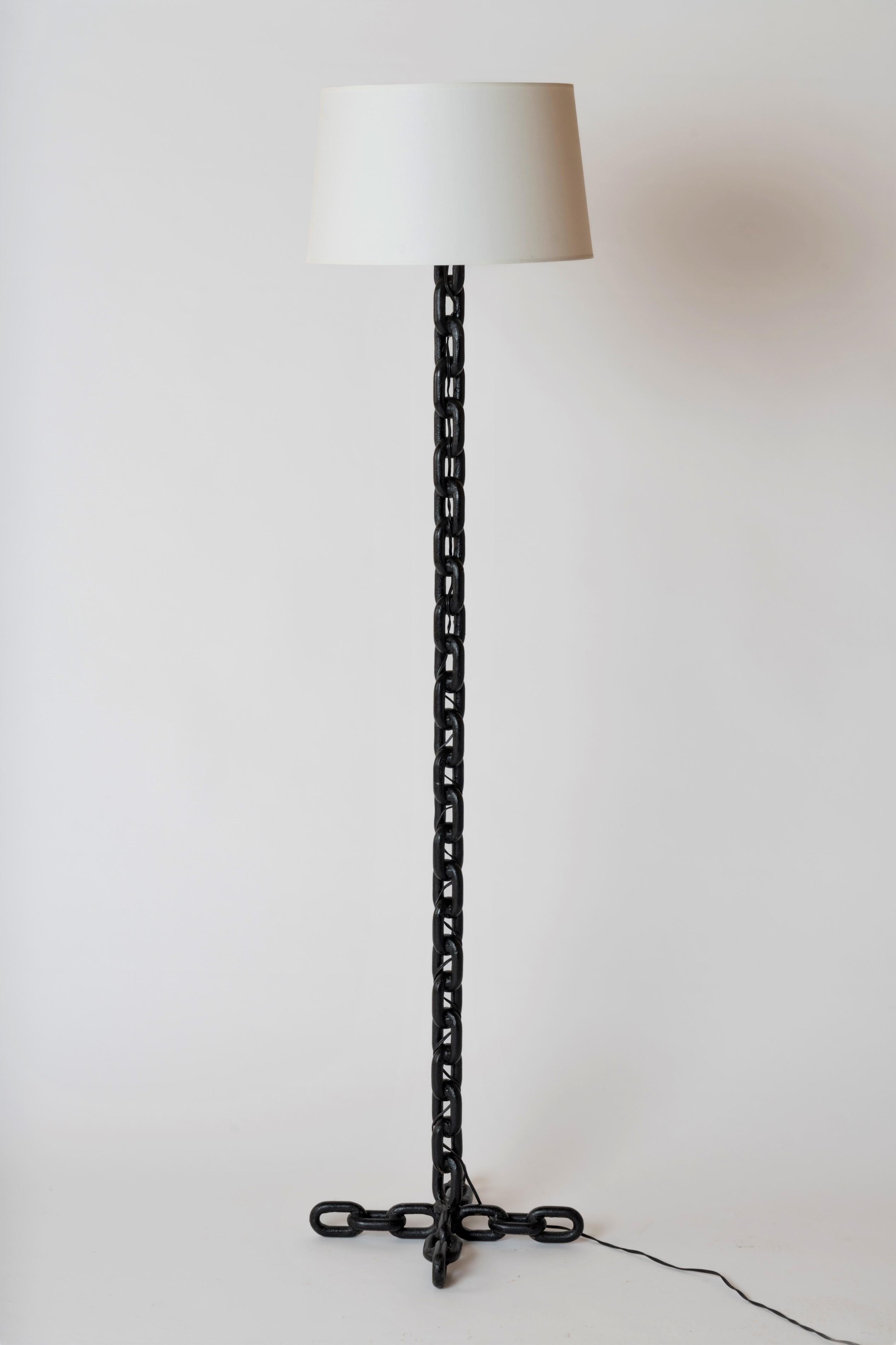 French Brutalist Welded Black Enamel Chain Floor Lamp, France, 1970s