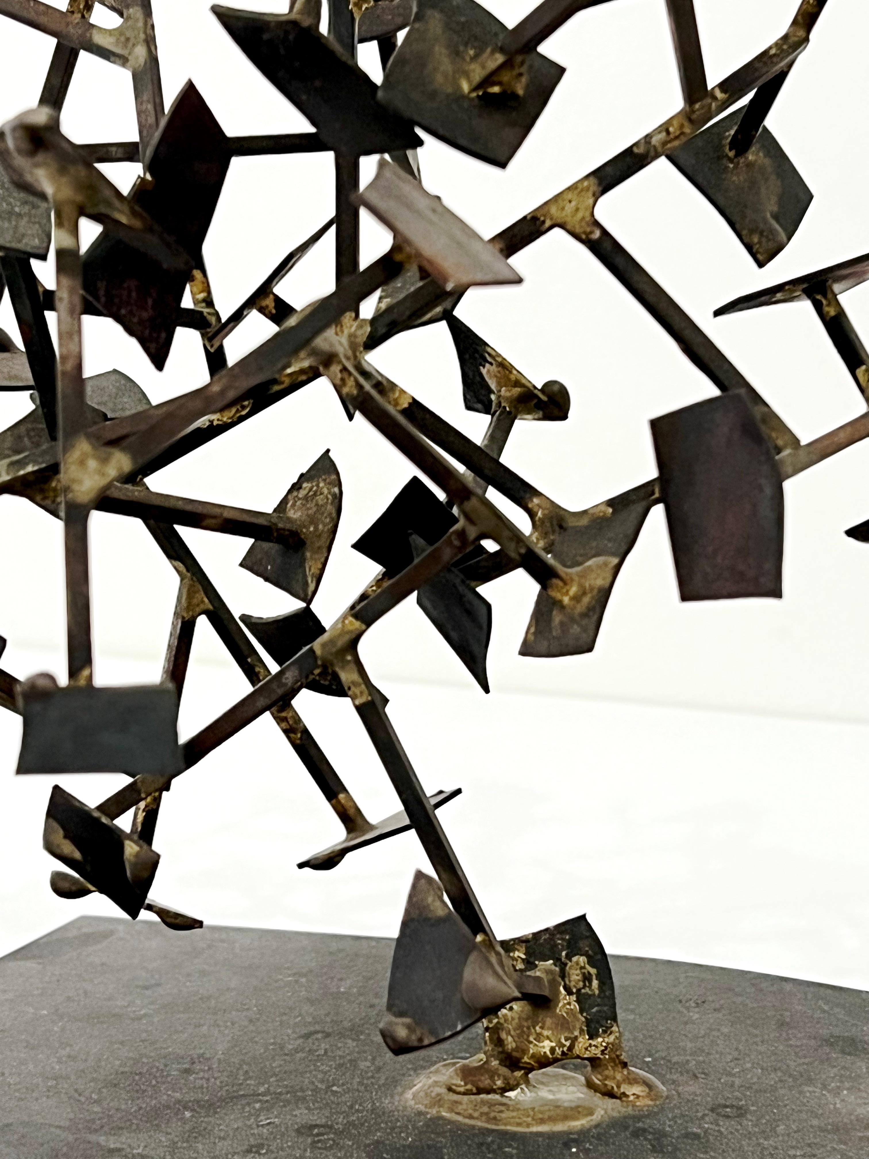 Brutalistische Skulptur aus geschweißten Nägeln von Harry Bertoia im Zustand „Gut“ im Angebot in New York, NY