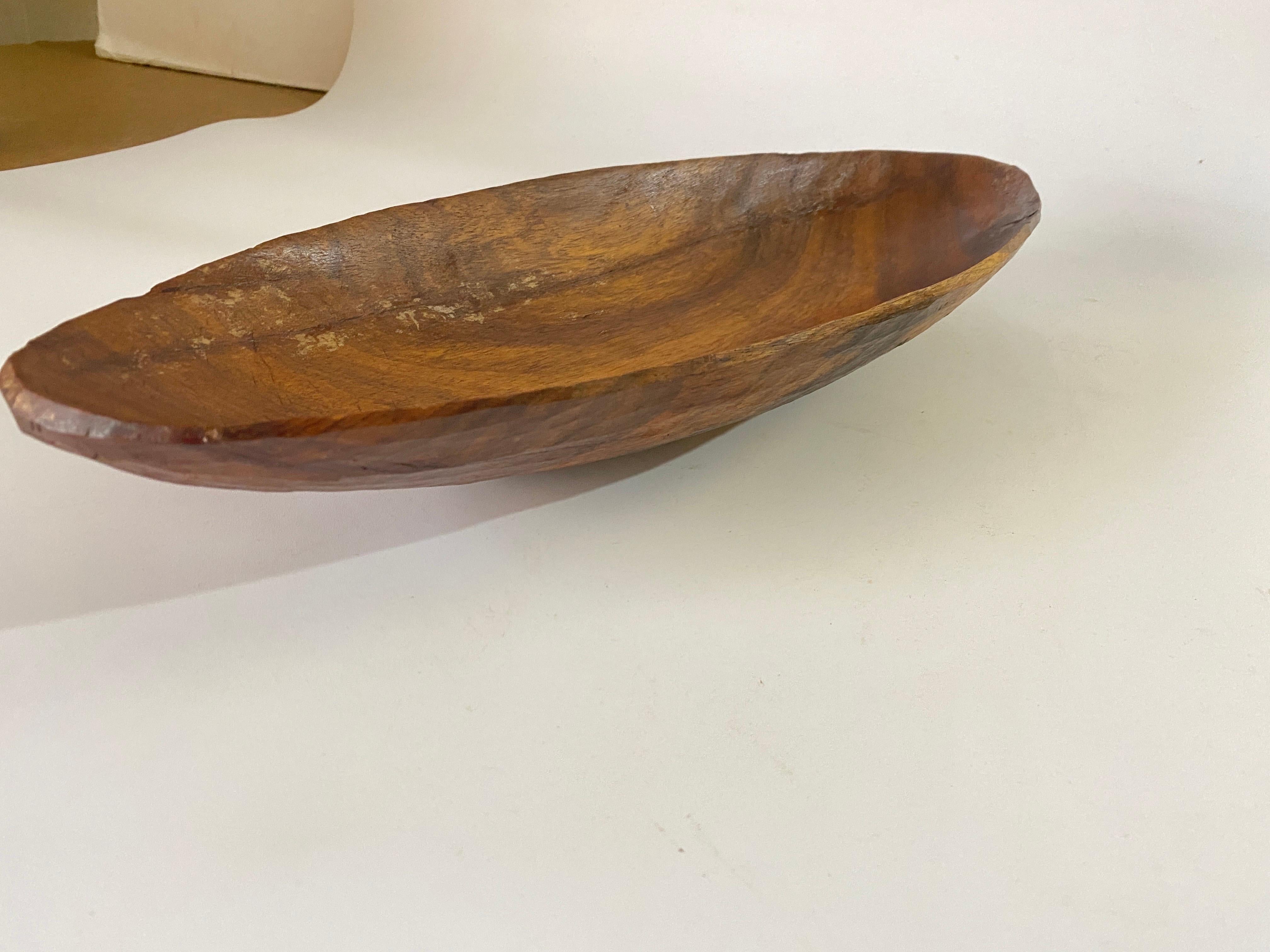 Brutalist Wood Bowl, Large, in a Brown Patina, France, circa 1960 In Good Condition For Sale In Auribeau sur Siagne, FR