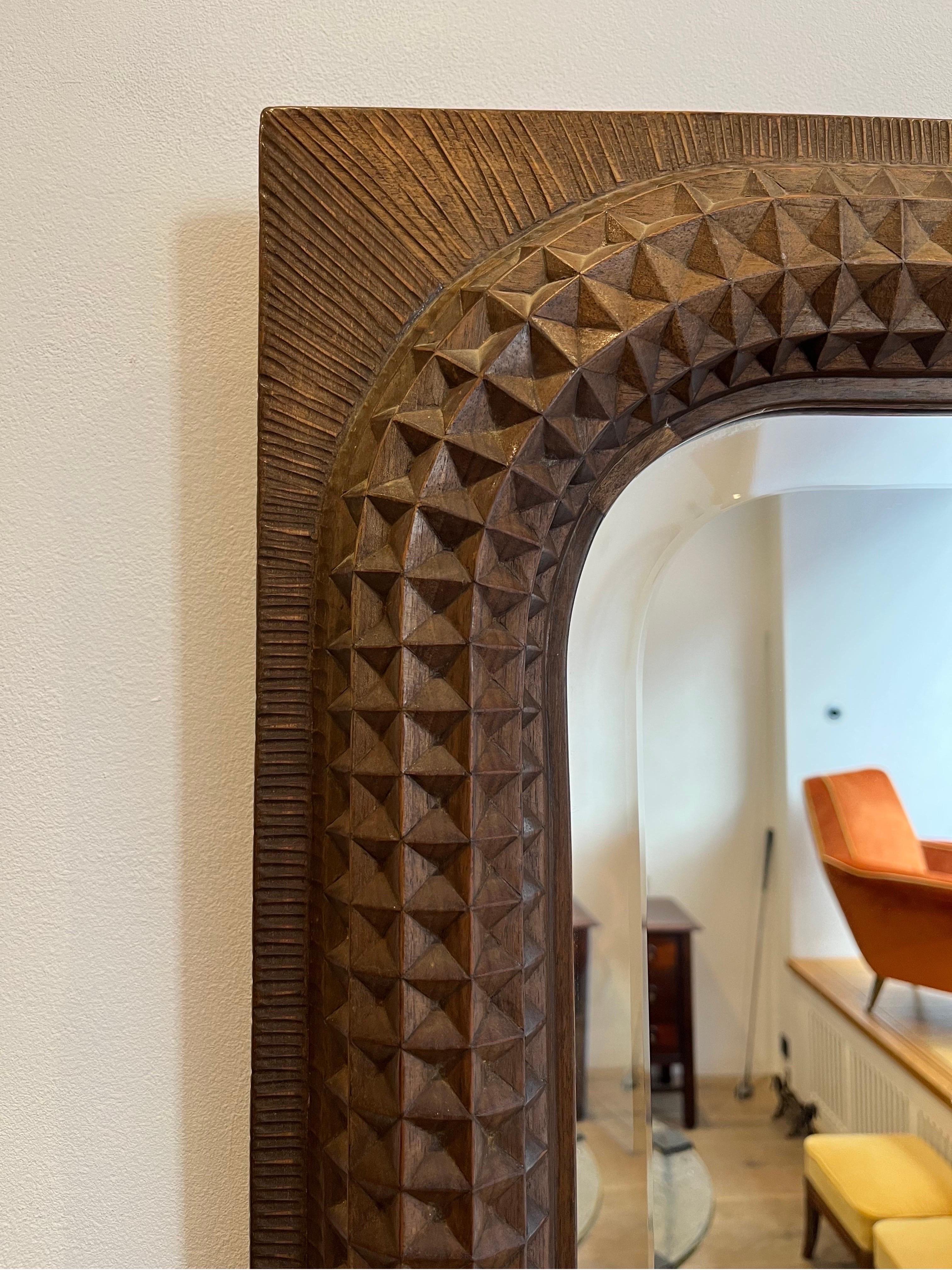 Brutalist Wood Carved Mirror by Giuseppe Rivadossi, 1970s, Italy In Good Condition In Brussels, BE