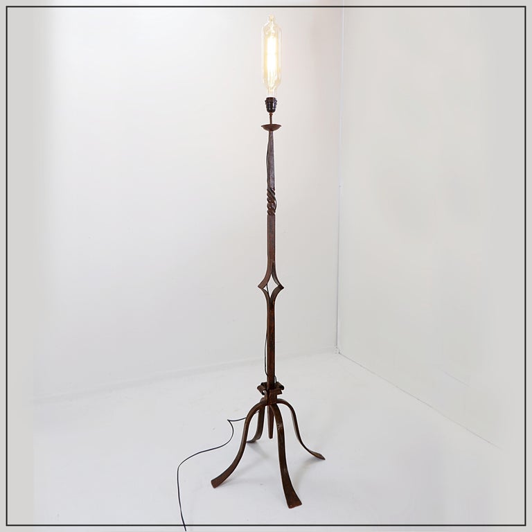 Lampadaire Vintage En Fer Forgé – Style Brutaliste – Années 1950 – Noir – Douille à Baïonnette