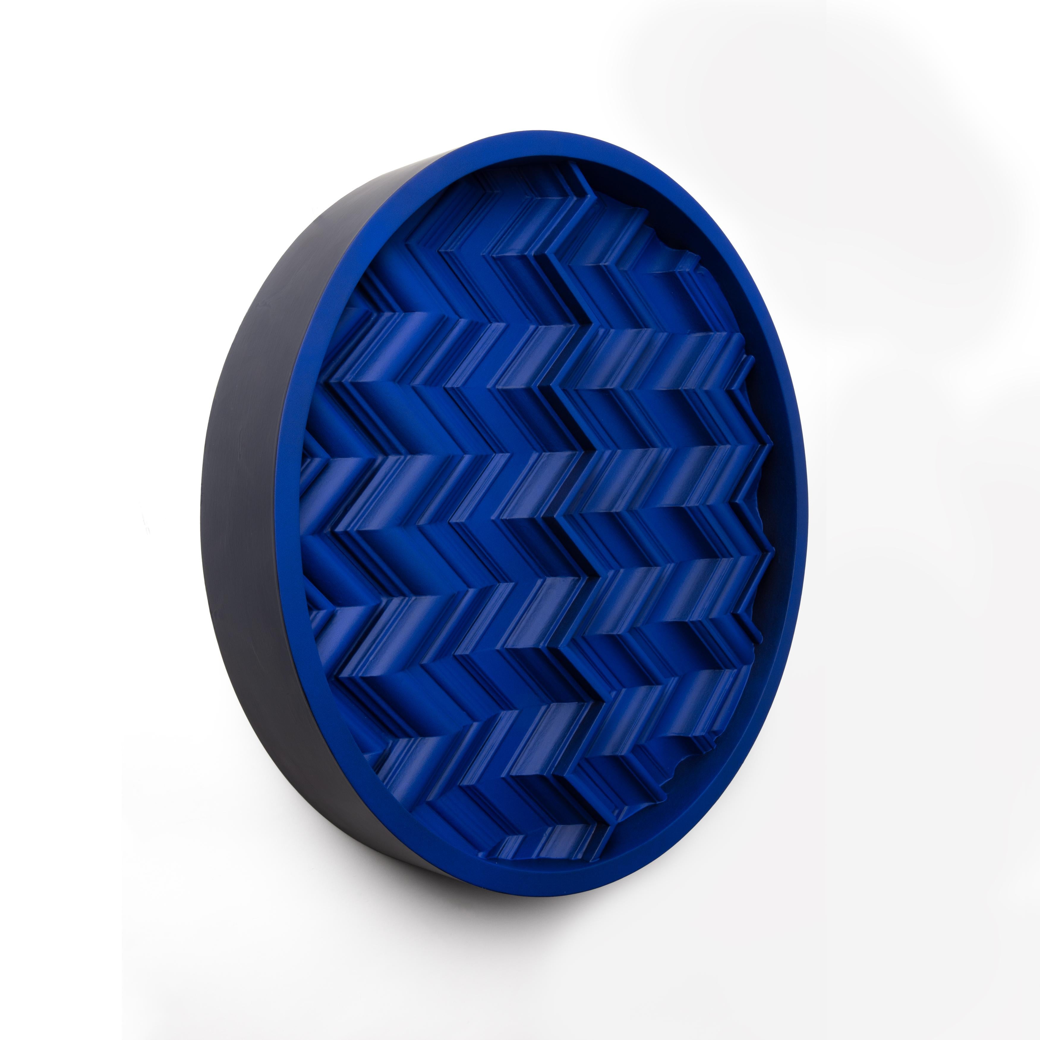 Dutch Brutalist Yves Klein Blue Wood Wall Art installation: Round 1 YKB For Sale
