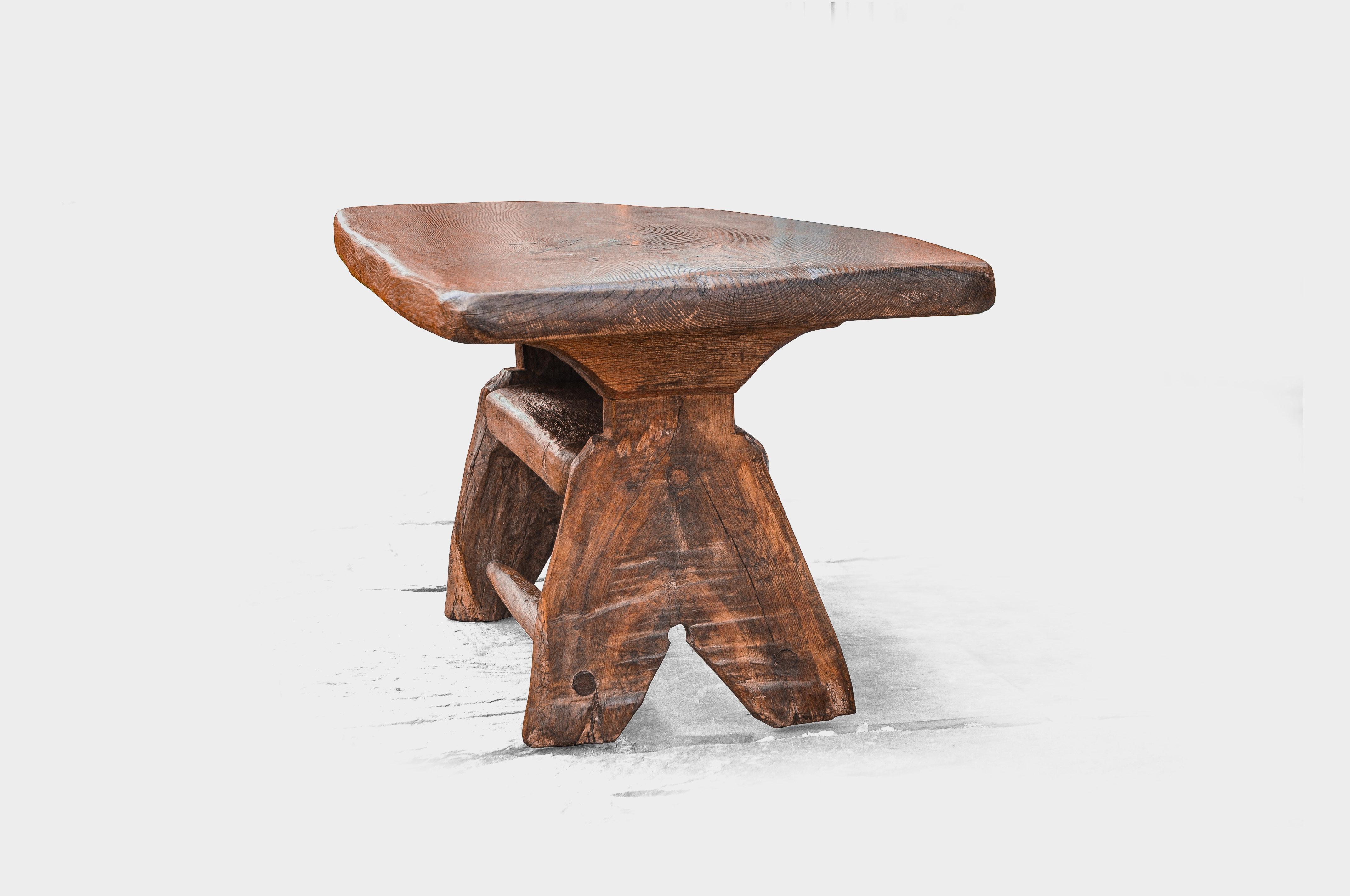 Brutalistic Handmade Coffee Table from Solid Oak, Swiss Alpine Furniture In Fair Condition For Sale In Zürich, CH