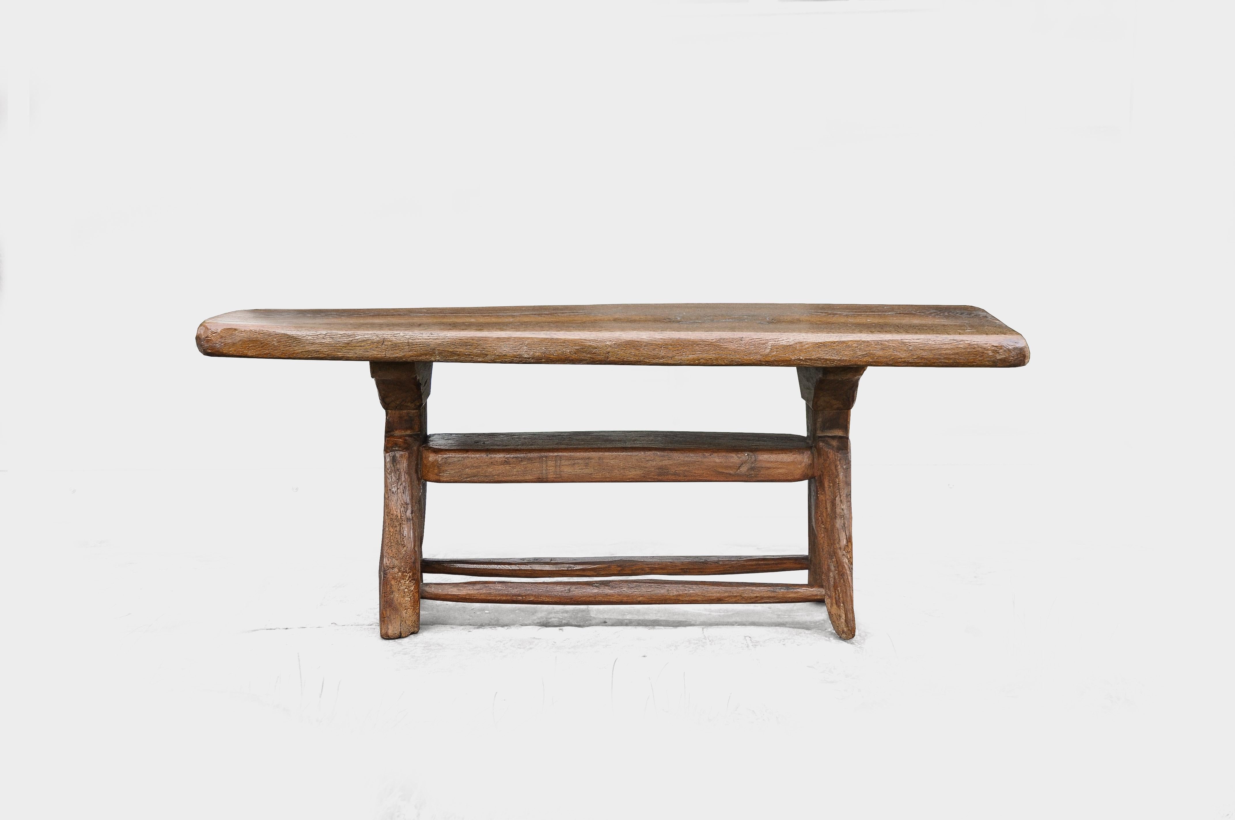 Brutalistic Handmade Coffee Table from Solid Oak, Swiss Alpine Furniture For Sale 1