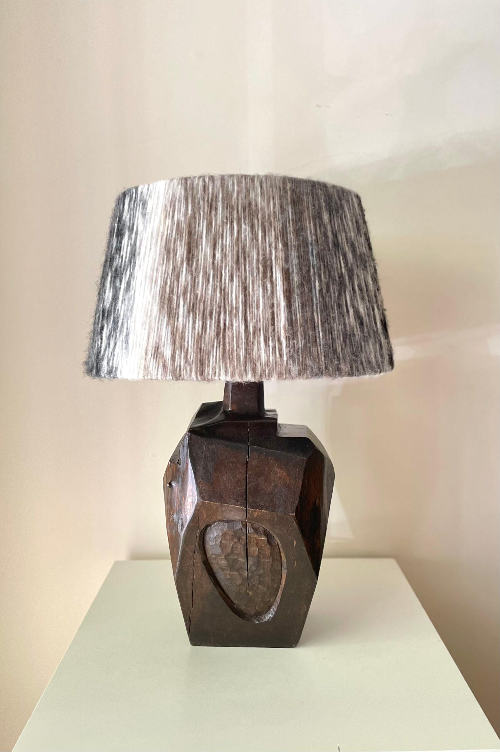 Brutalisten Holzlampen im Zustand „Gut“ im Angebot in MADRID, ES