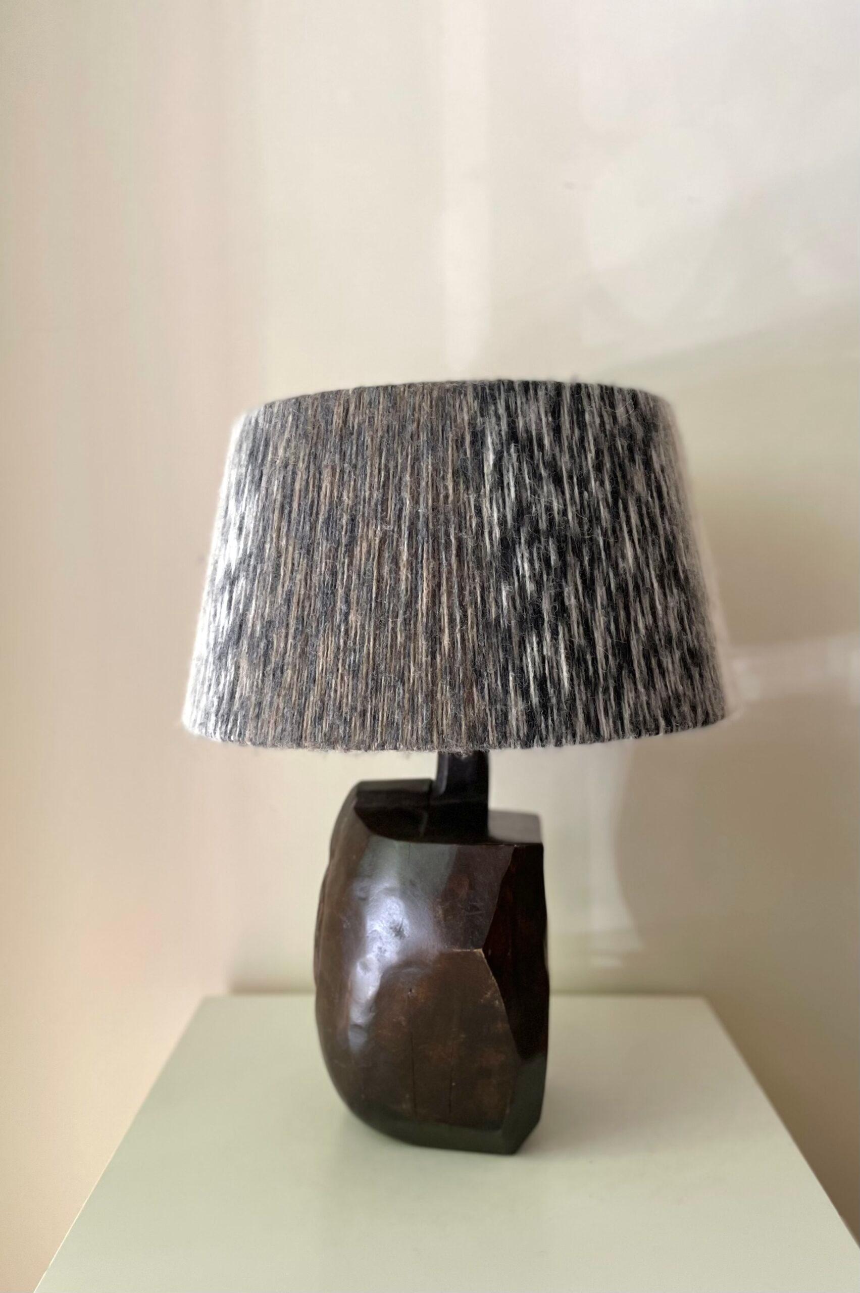 Brutalisten Holzlampen (Ende des 20. Jahrhunderts) im Angebot