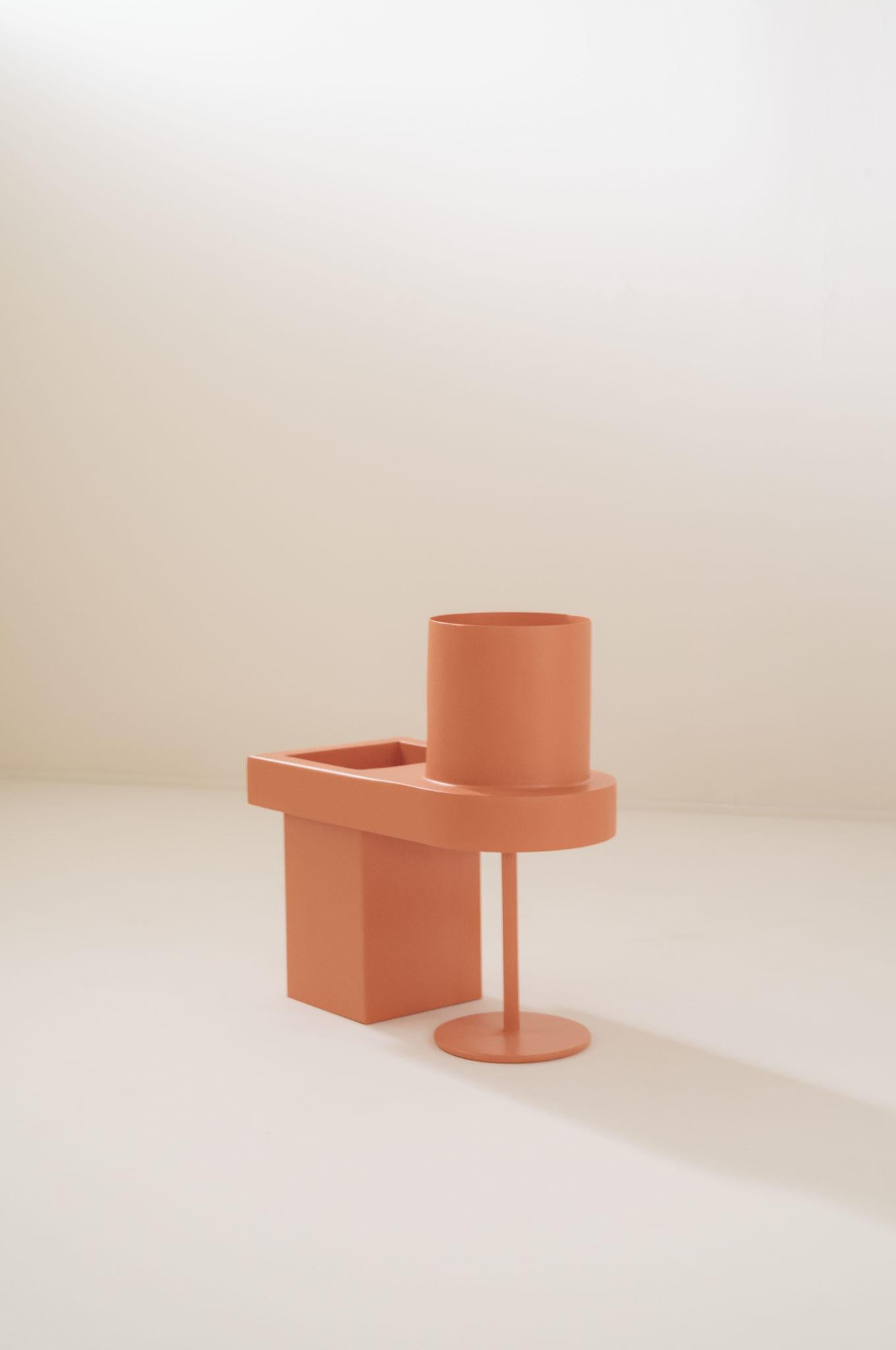 Post-modern sculpture Brutante E in terracotta lacquered metal handmade in Panama by Fi.

Brutantes presents a series of functional sculptural objects created from the mixture, abstraction and transmutation between everyday artifacts and brutalism,