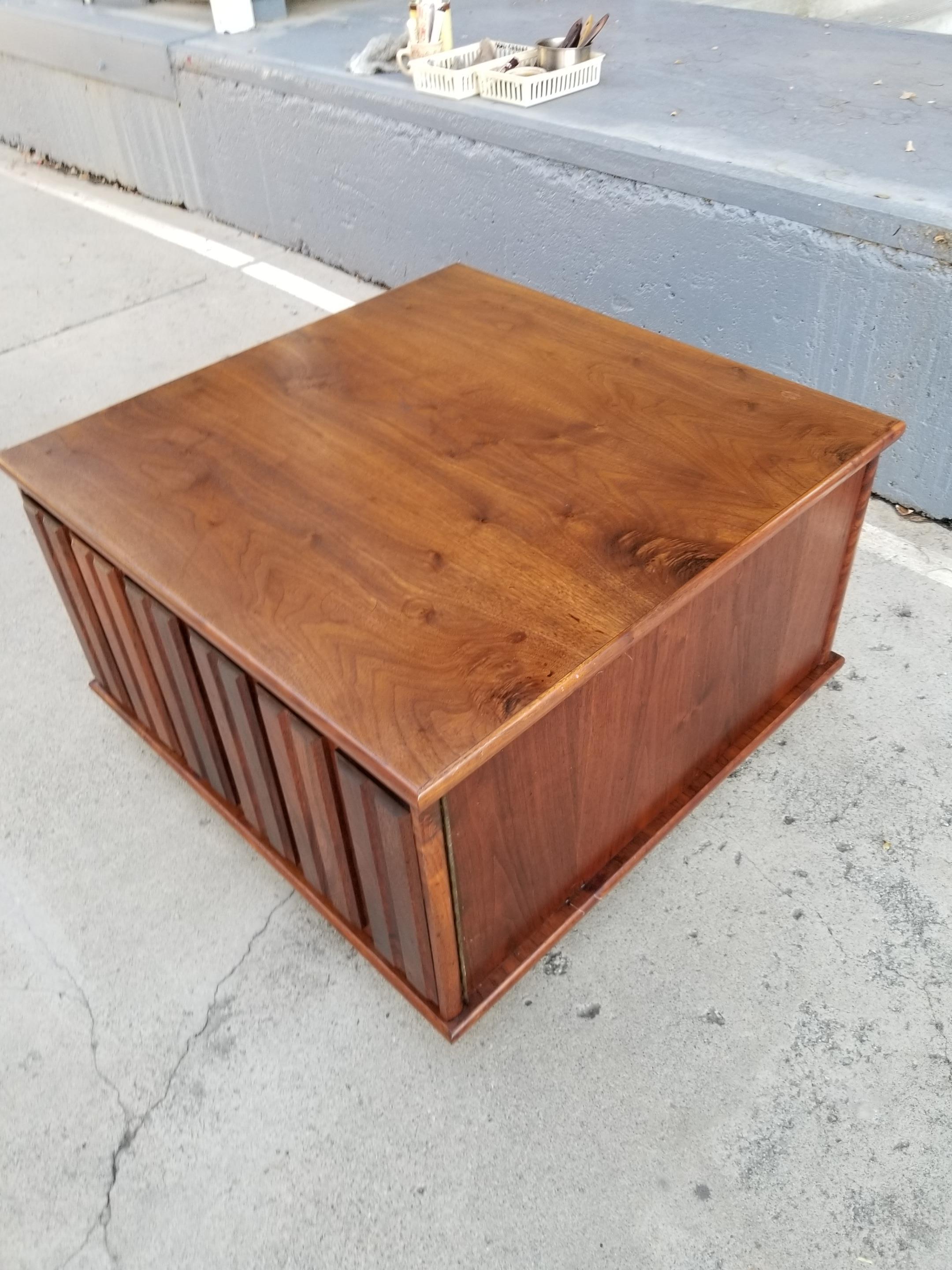 American Brutalist End Table with Rectangular Walnut Tiles