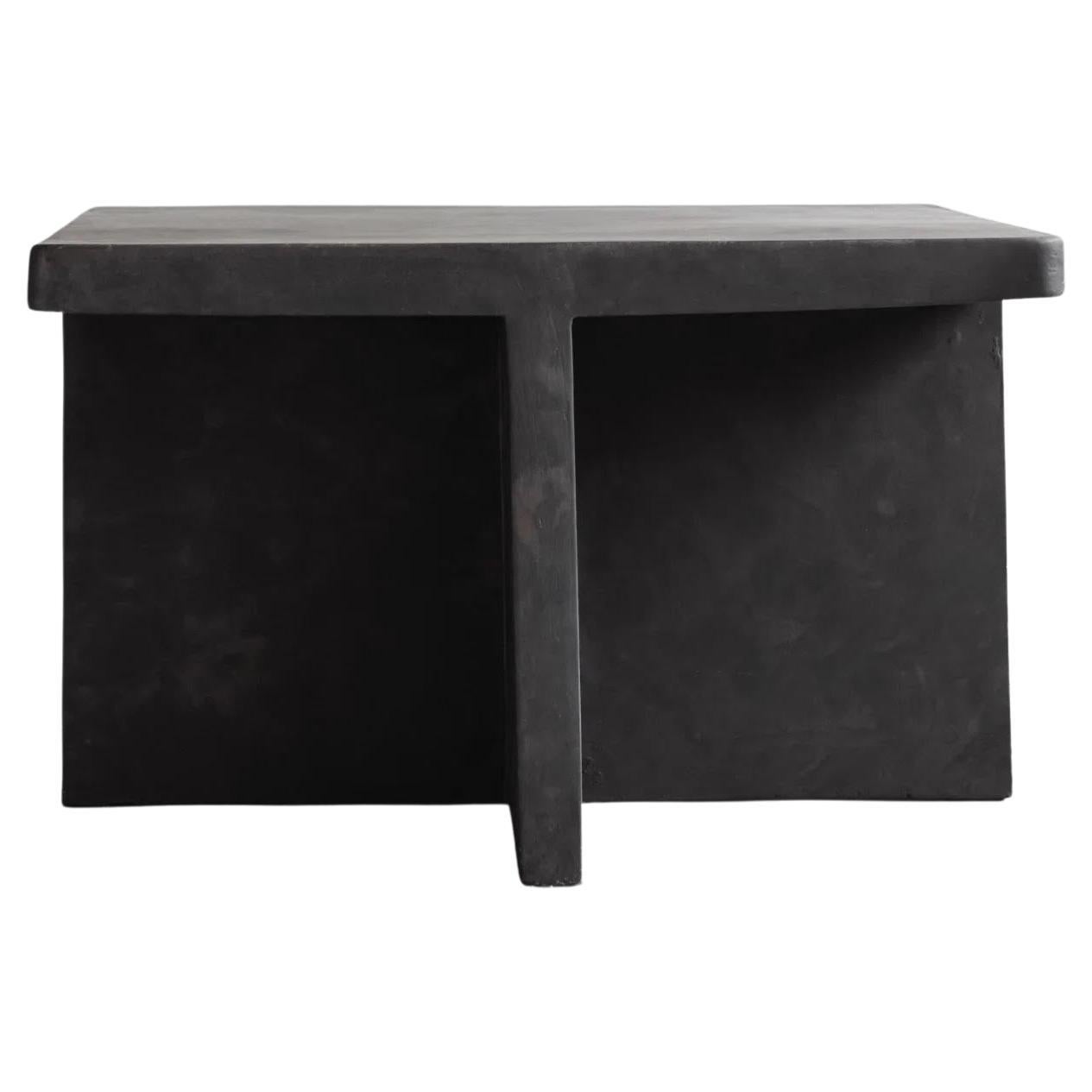 Mesa de Centro Modelo Brutus de Hormigón Fibrado, Diseño de una Escultura Moderna.