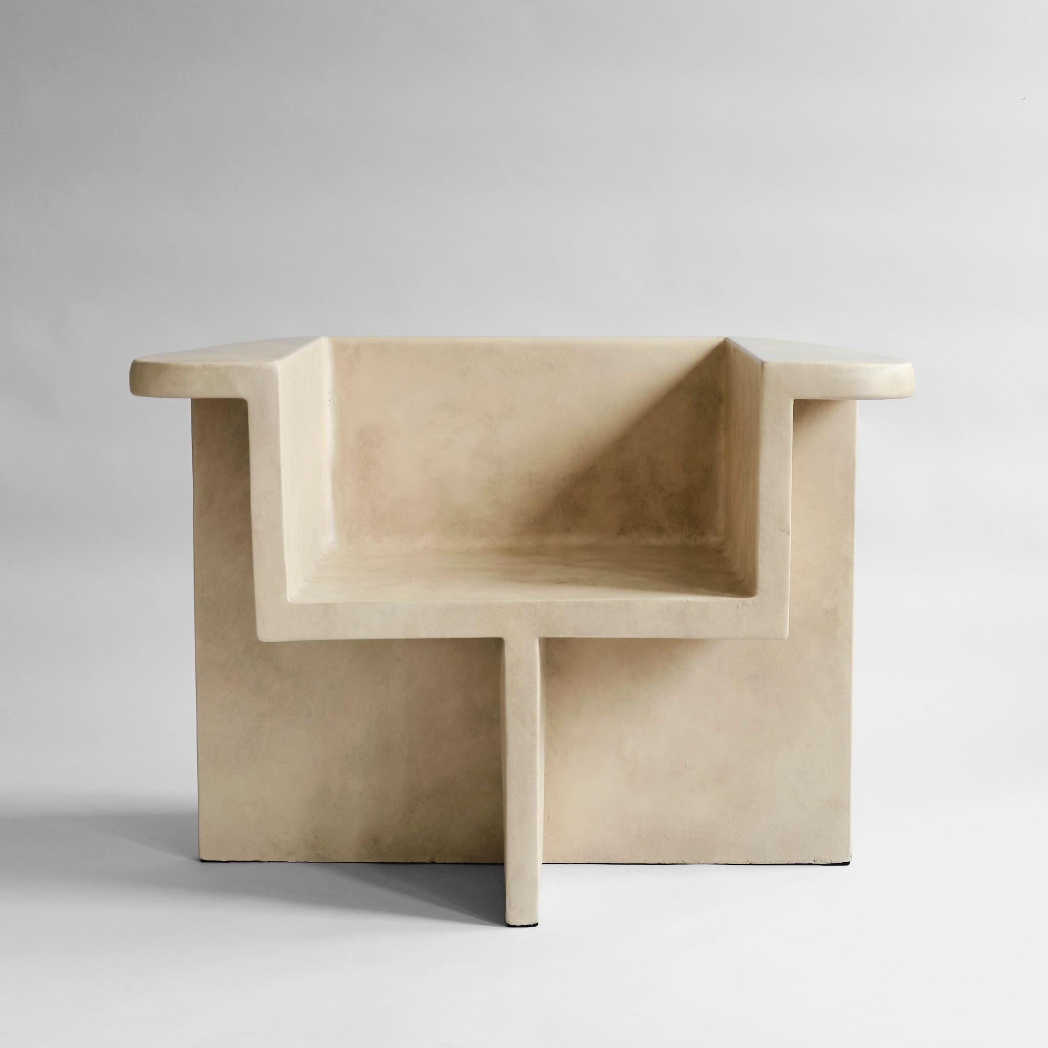 Pareja de sillones estilo Brutus, contemporáneos - color arena - hormigón y fibra moldeada, diseño de mediados del siglo XX.

Pareja de sillones Brutus de color arena, diseños escultóricos para interiores modernos. Fabricado con hormigón y fibra