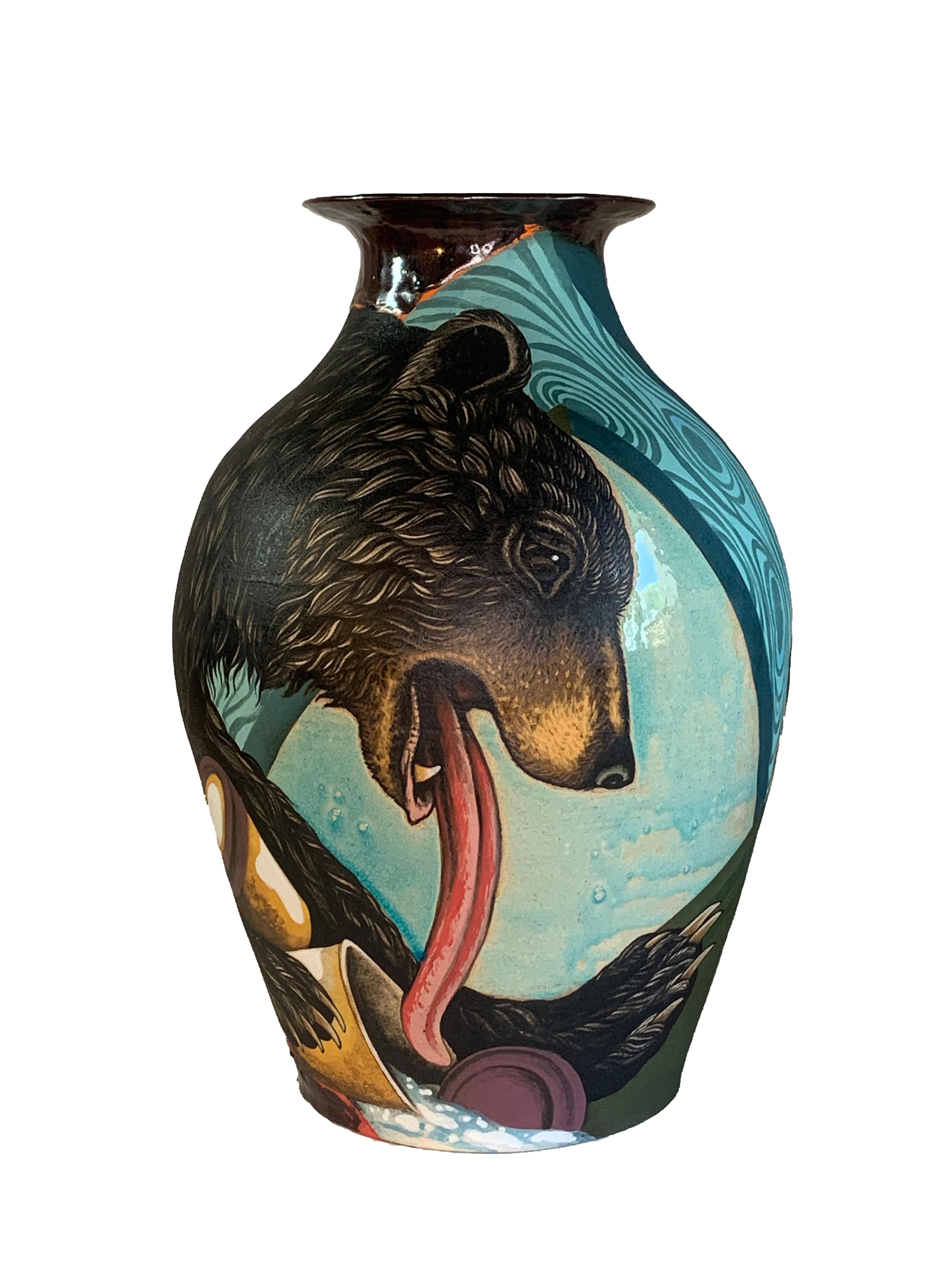 Bryan Burk Animal Painting – „Schwarzer Bär, genau rechts“, Keramikvasenform mit bemalter Oberflächenillustration