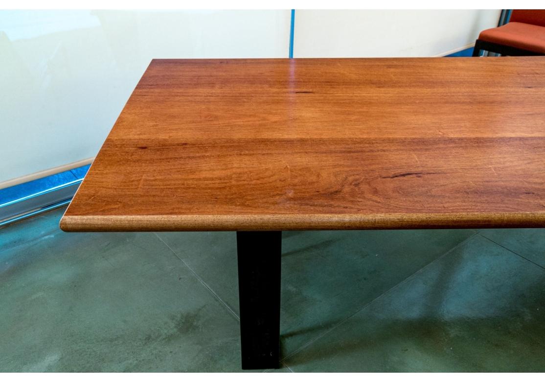 Acier Bryan Hunt (Américain, né en 1947, qualité table de salle à manger en bois dur et acier de 7' 10
