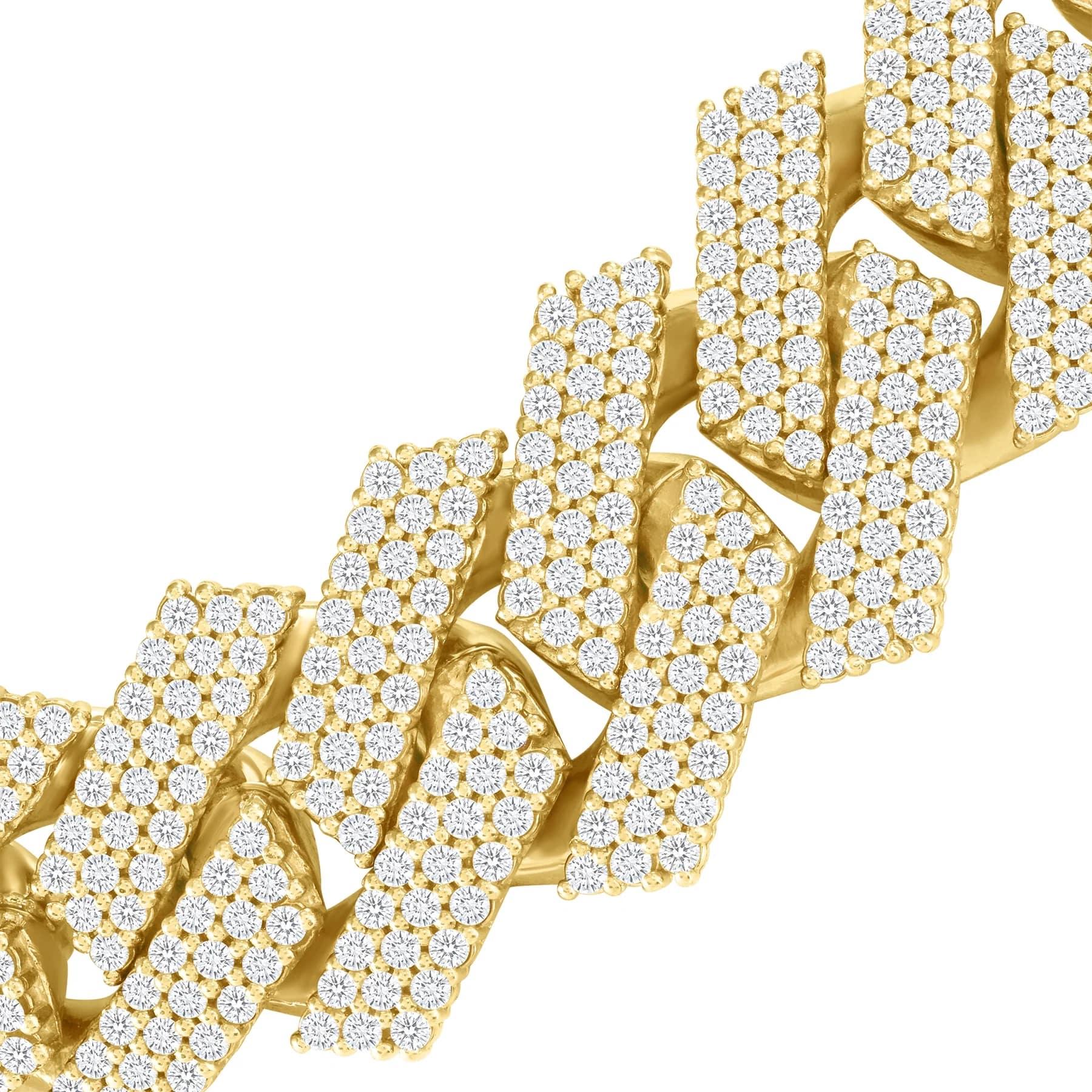 Fully Iced Out Box Lock 18K Gold Cuban Bracelet In New Condition For Sale In Los Angeles, CA