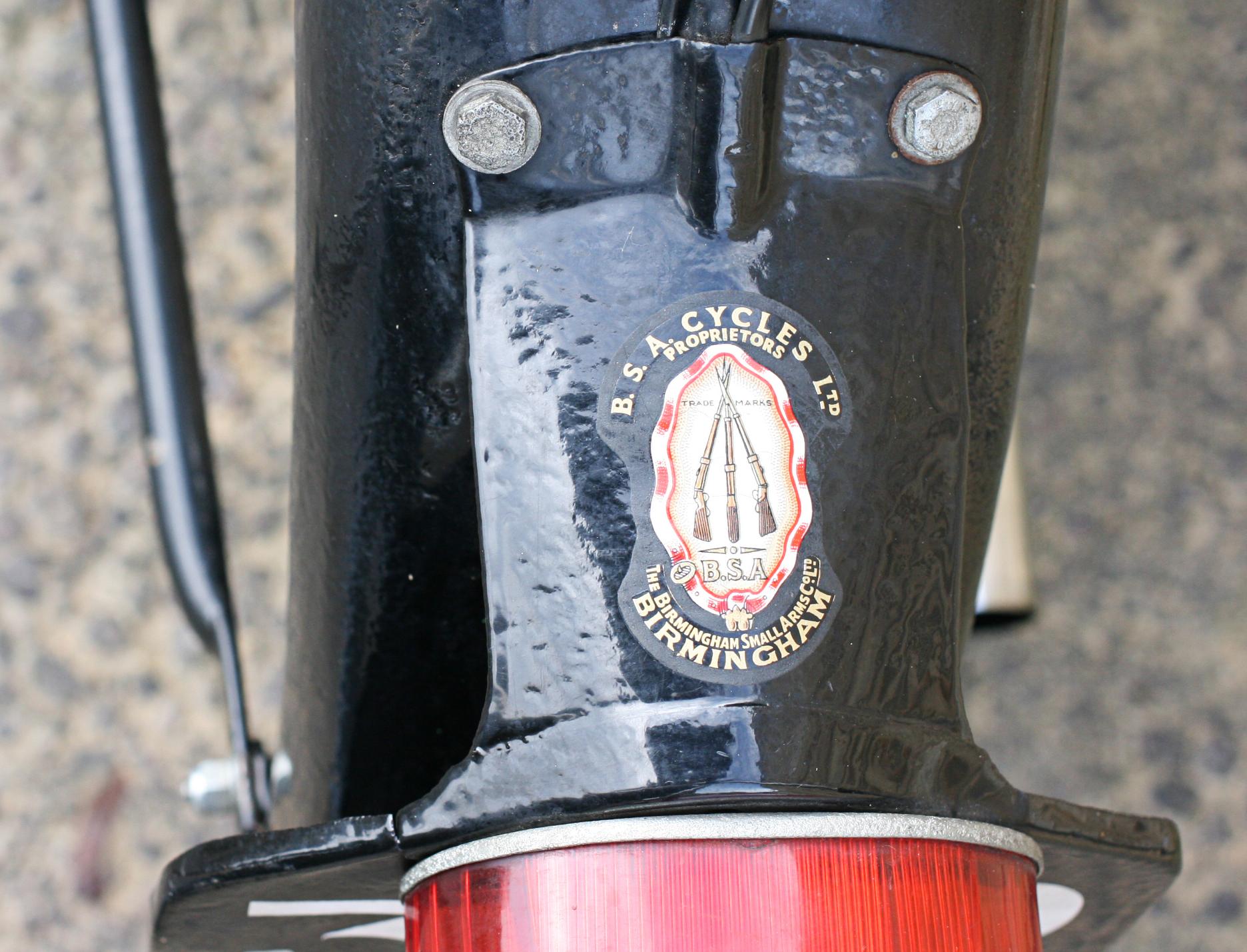 BSA C11 Motorcycle, Classic 250 Cc. Single Cylinder Overhead Valve, Rigid Frame 1