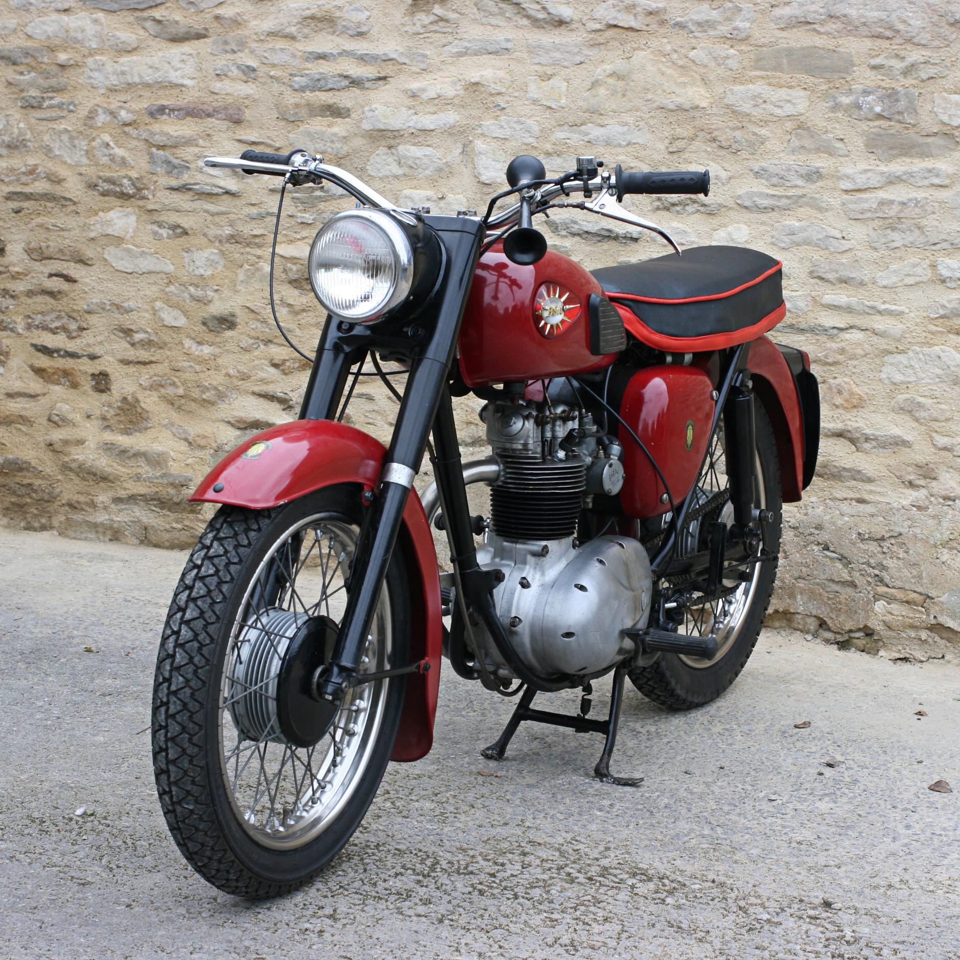 bsa 250cc motorcycle