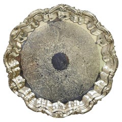 BSC English Silver Plated Victorian Style Round Scalloped Serving Platter Tray (plateau de service festonné)