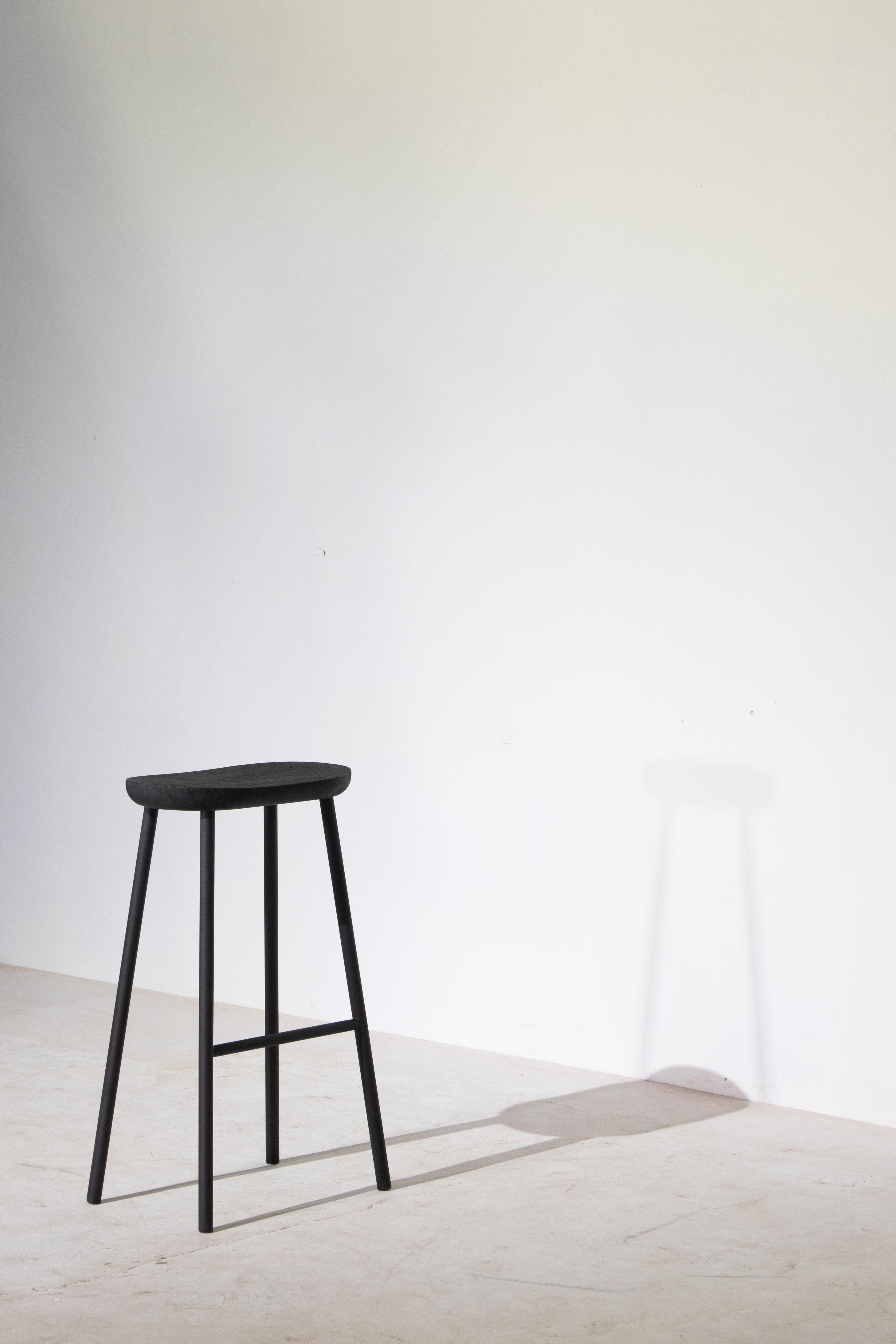Buacheen, Rough Black Acacia Wood Bar Stool with Black Powder Coated Iron Legs In New Condition For Sale In Chiangmai, TH