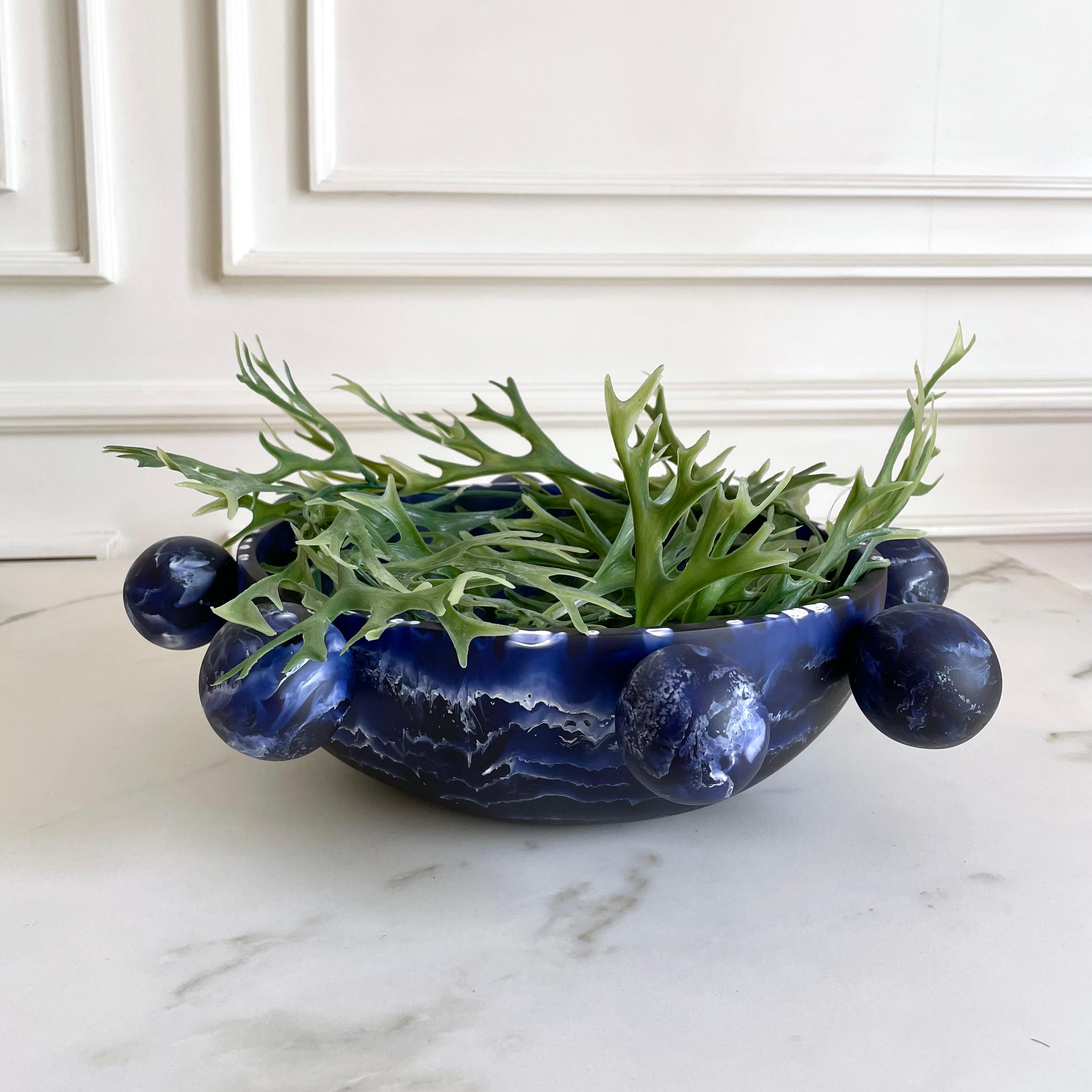 Modern Bubble Bowl in Marbled Navy Blue Resin by Paola Valle For Sale