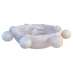 Blasenschale aus marmoriertem Weiß und Perlenharz von Paola Valle