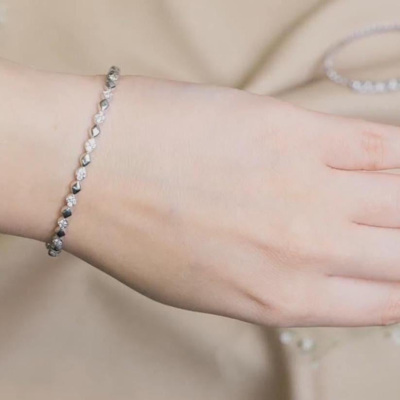 Pulsera brazalete con diseño de gota de burbuja en oro macizo de 14k (certificado) Art Decó en venta