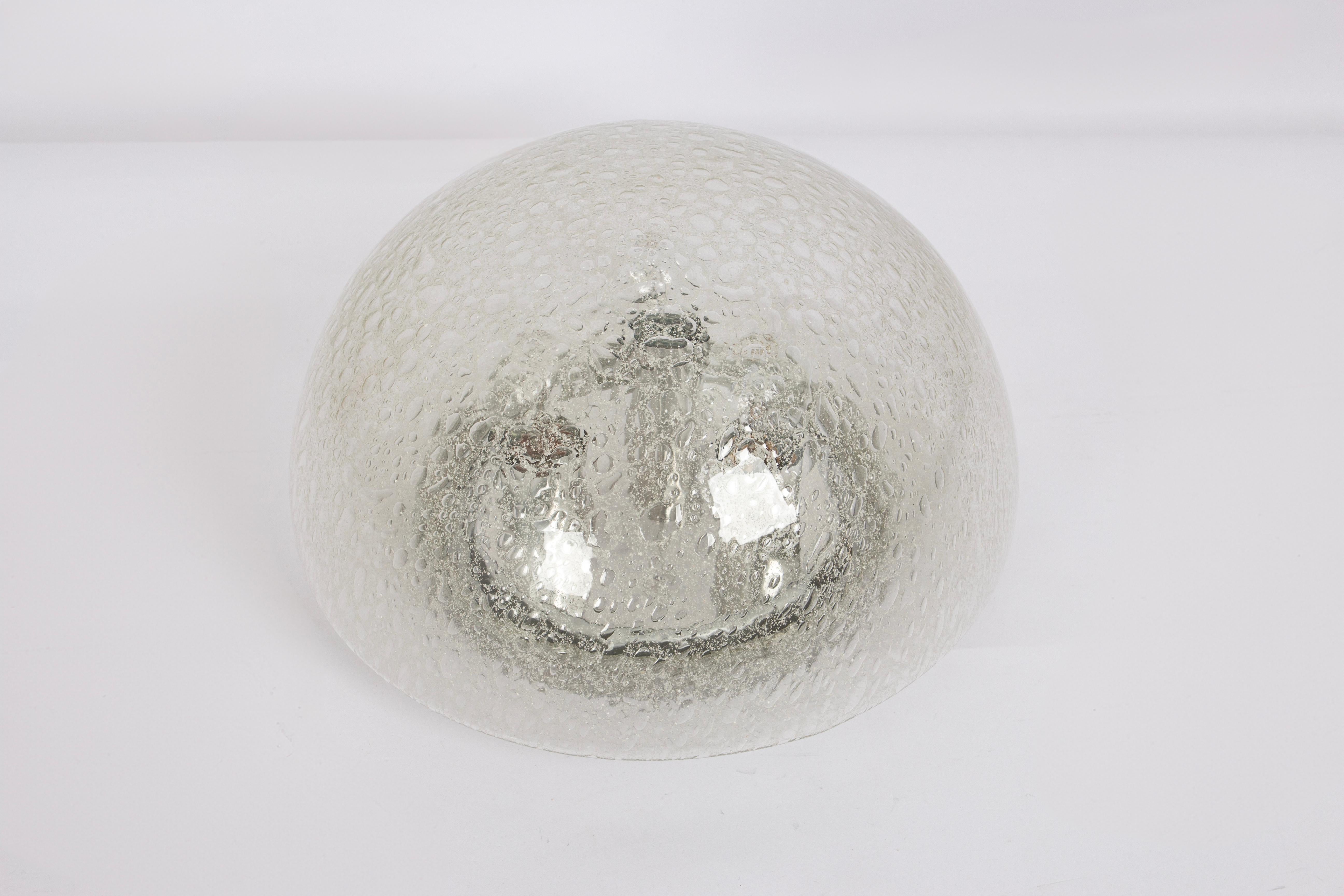 Mid-Century Modern Lampe encastrée Bubble par Doria, Allemagne, 1970 en vente