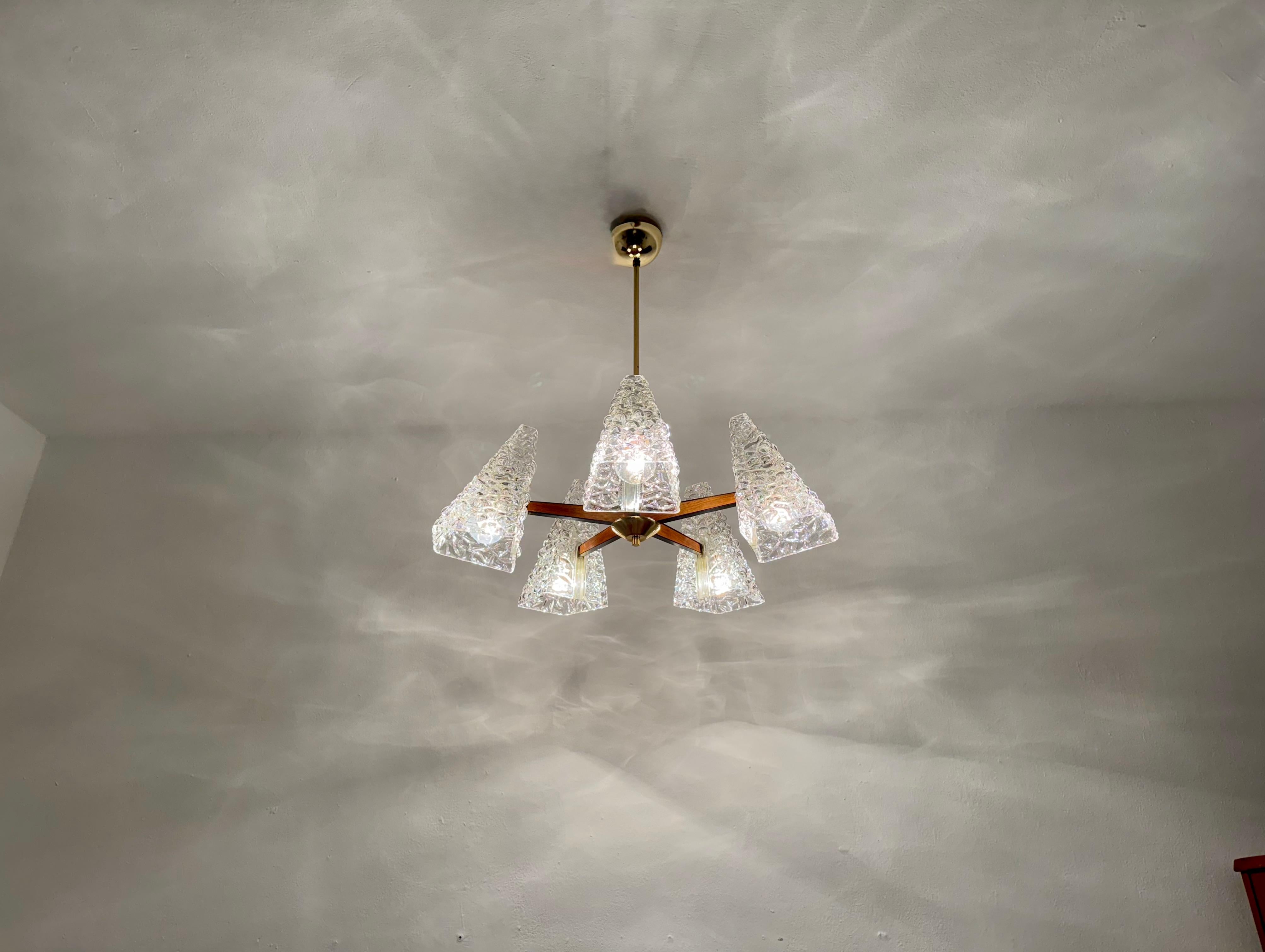 Lustre en verre bullé de Rupert Nikoll en vente 3
