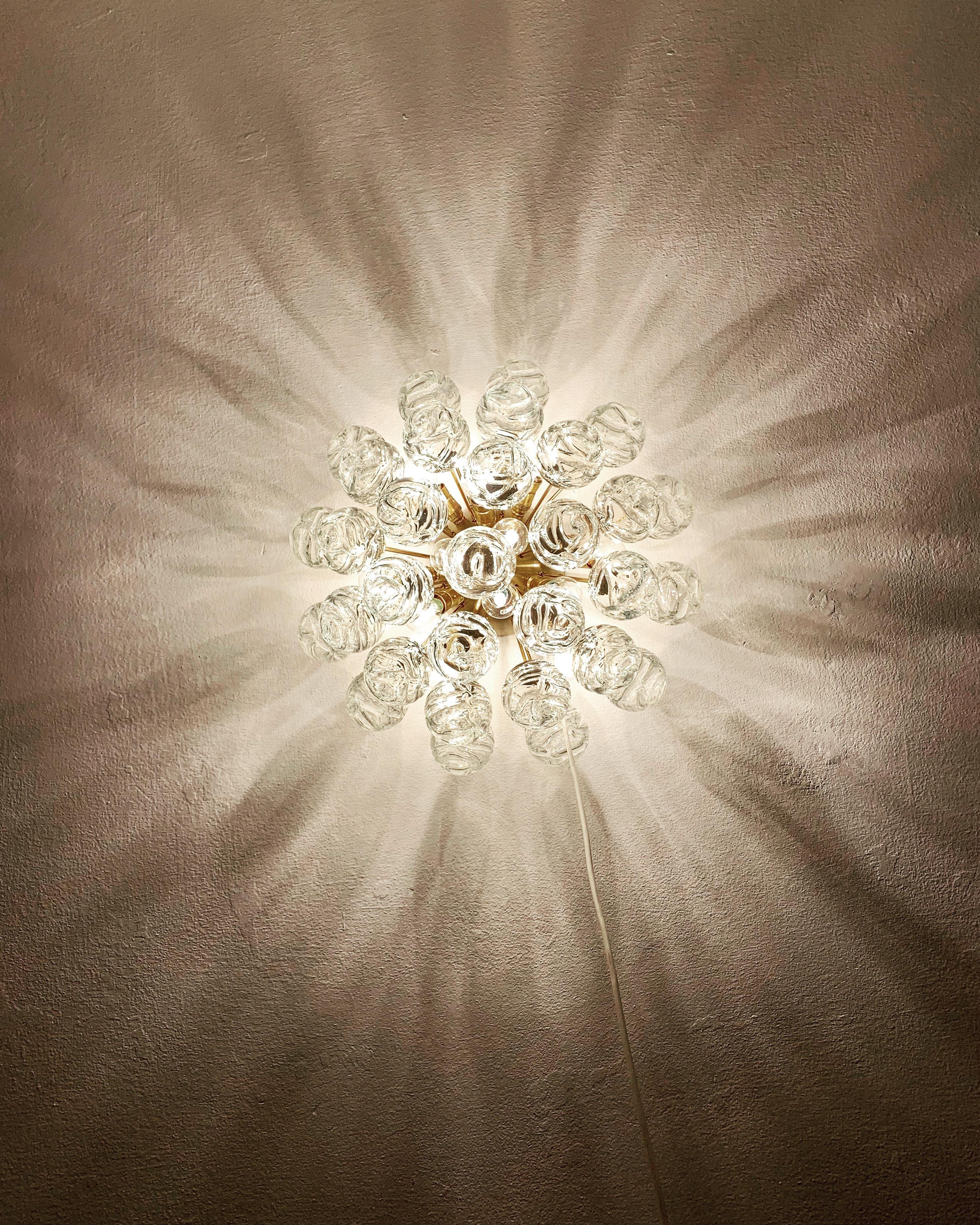 Lámpara enrasada de cristal burbuja by Doria en venta 3