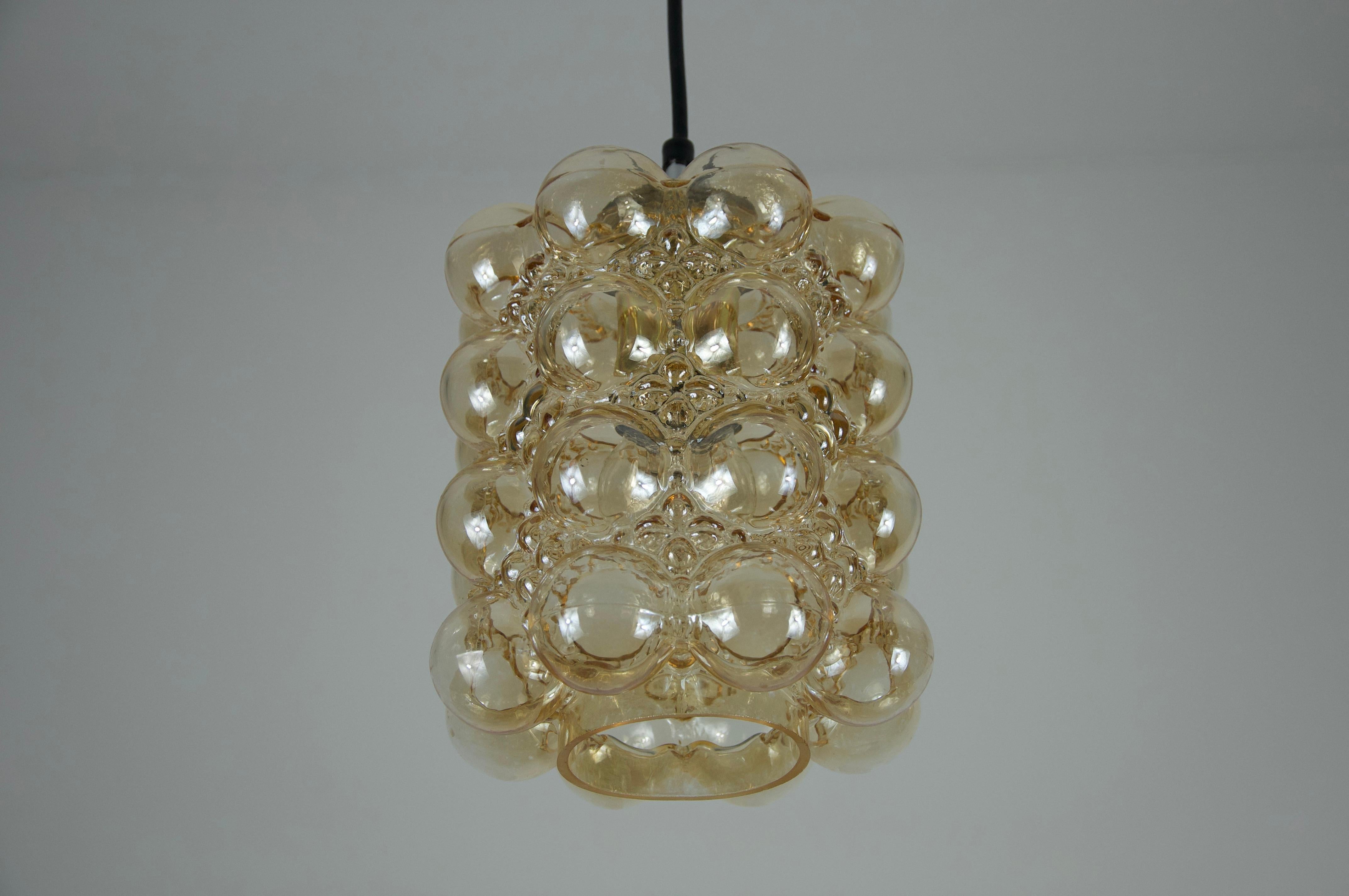 Lampada a sospensione in vetro a bolle di Helena Tynell per Glashütte Limburg, anni '60 in vendita 2