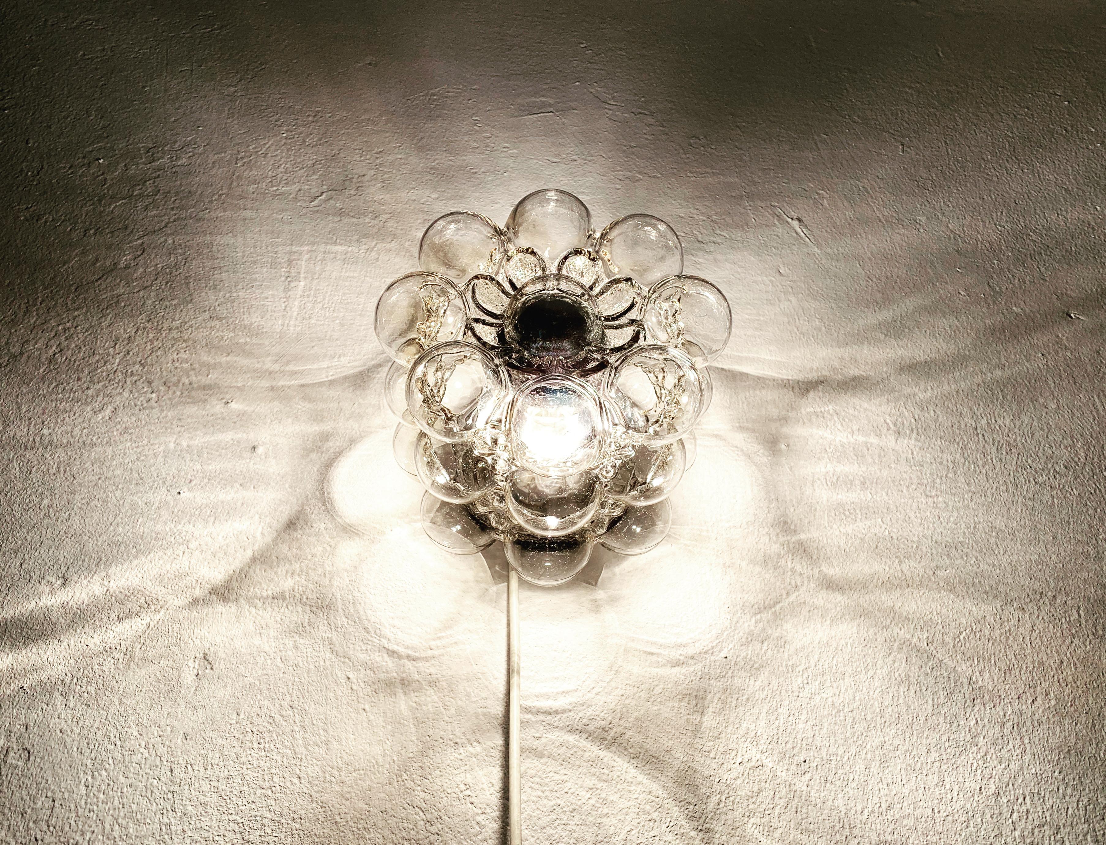 Métal Lampe murale ou lampe encastrée en verre Bubble par Helena Tynell pour Glashütte Limburg en vente