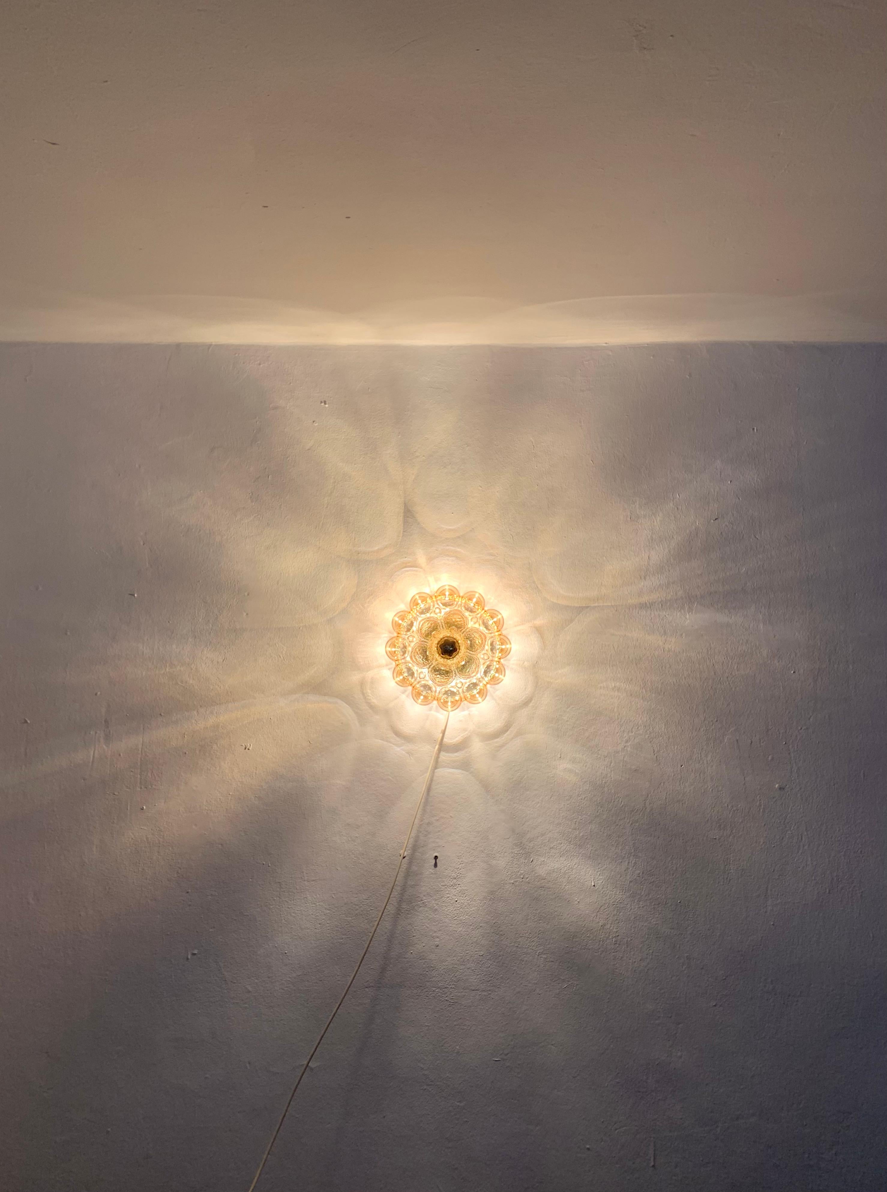 Lampada da parete o da incasso in vetro a bolle di Helena Tynell per Glashütte Limburg in vendita 1
