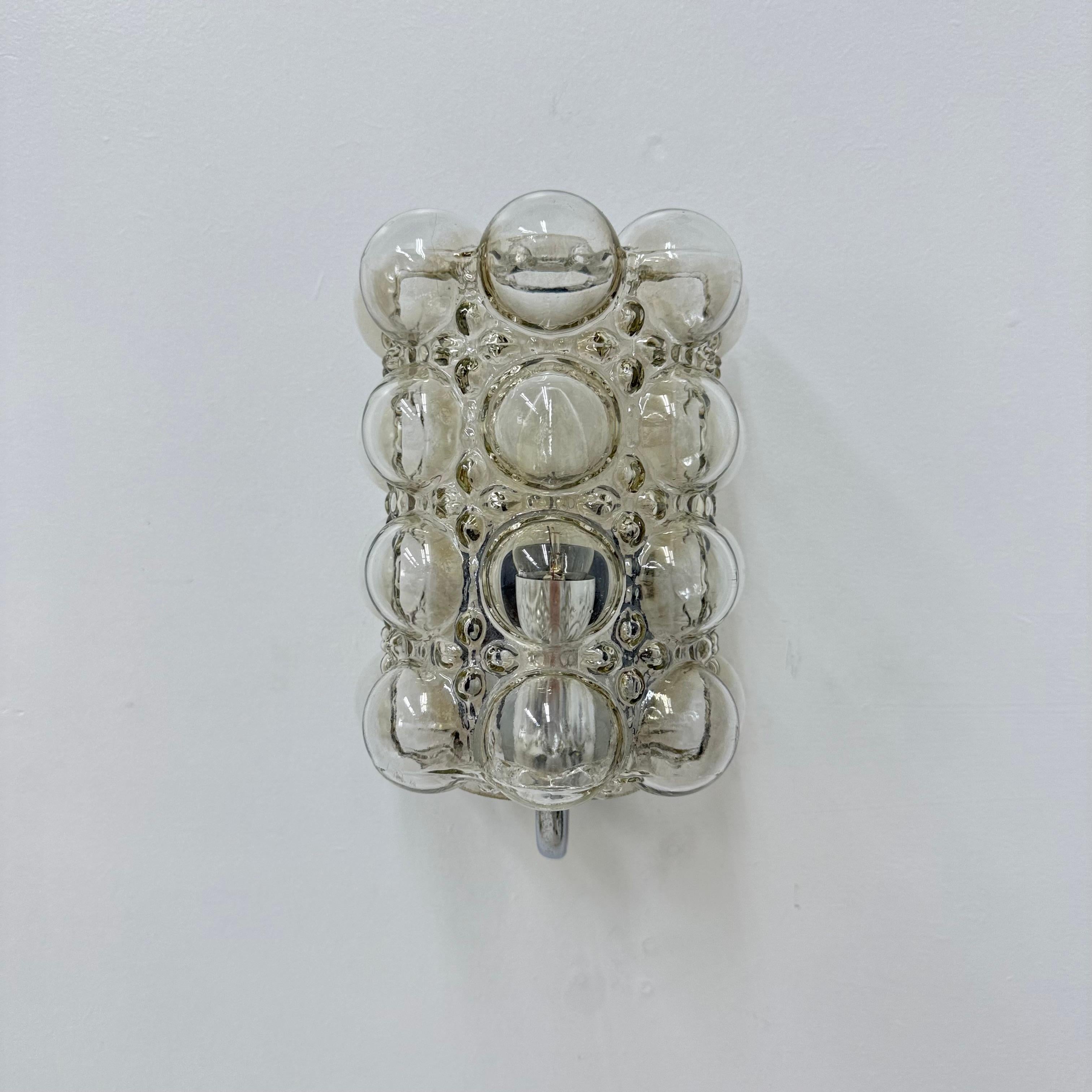 Mid-Century Modern Applique murale en verre Bubble par Helena Tynell pour Limburg, Allemagne, années 1970 en vente