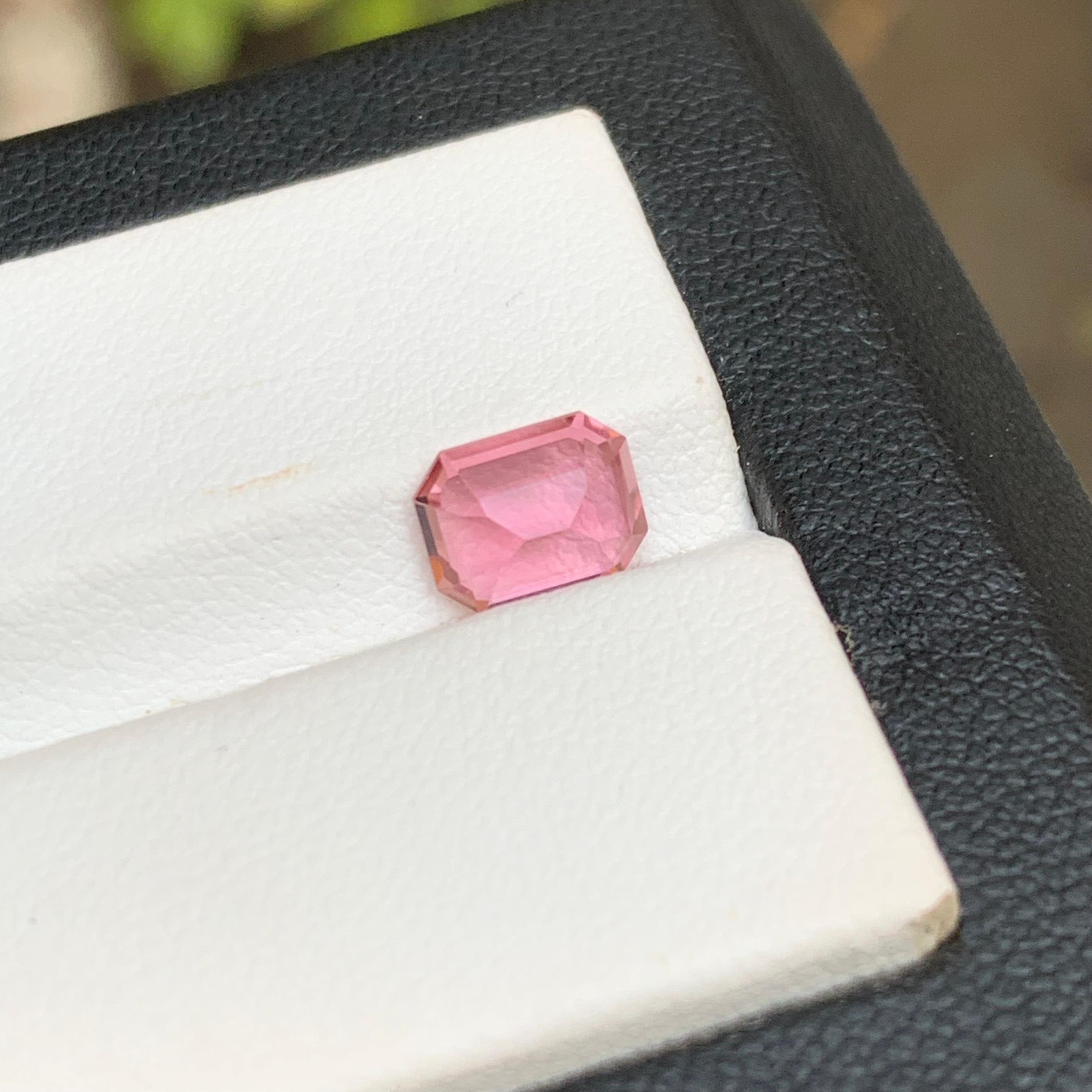 Bague bulle Gum Pink Natural Tourmaline Gemstone 1,20Ct Cut for Jewelry Neuf - En vente à Peshawar, PK