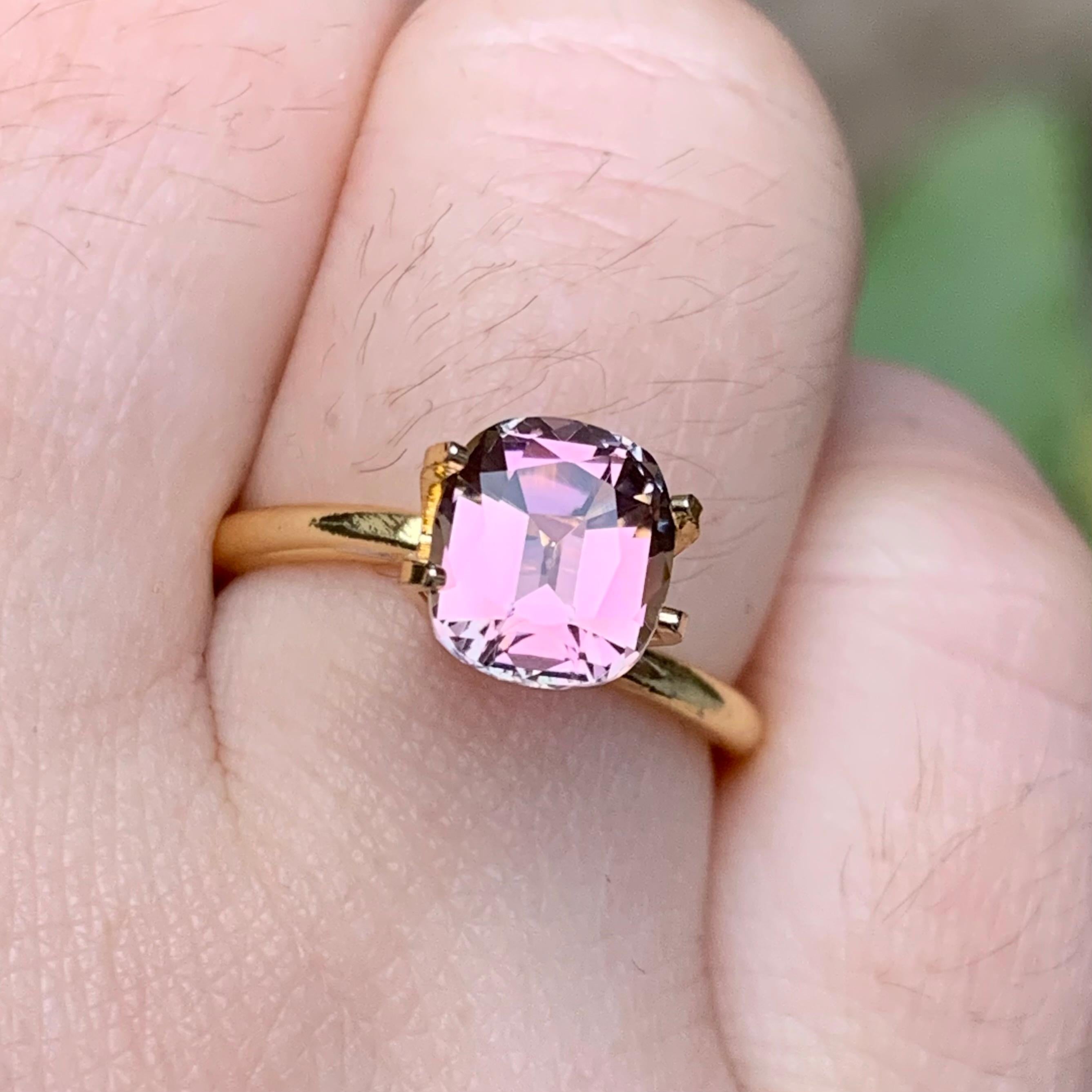 Contemporary Bubble Gum Pink Natural Tourmaline Ring Loose Gemstone 1.95 Ct Cushion Cut-Jewel For Sale