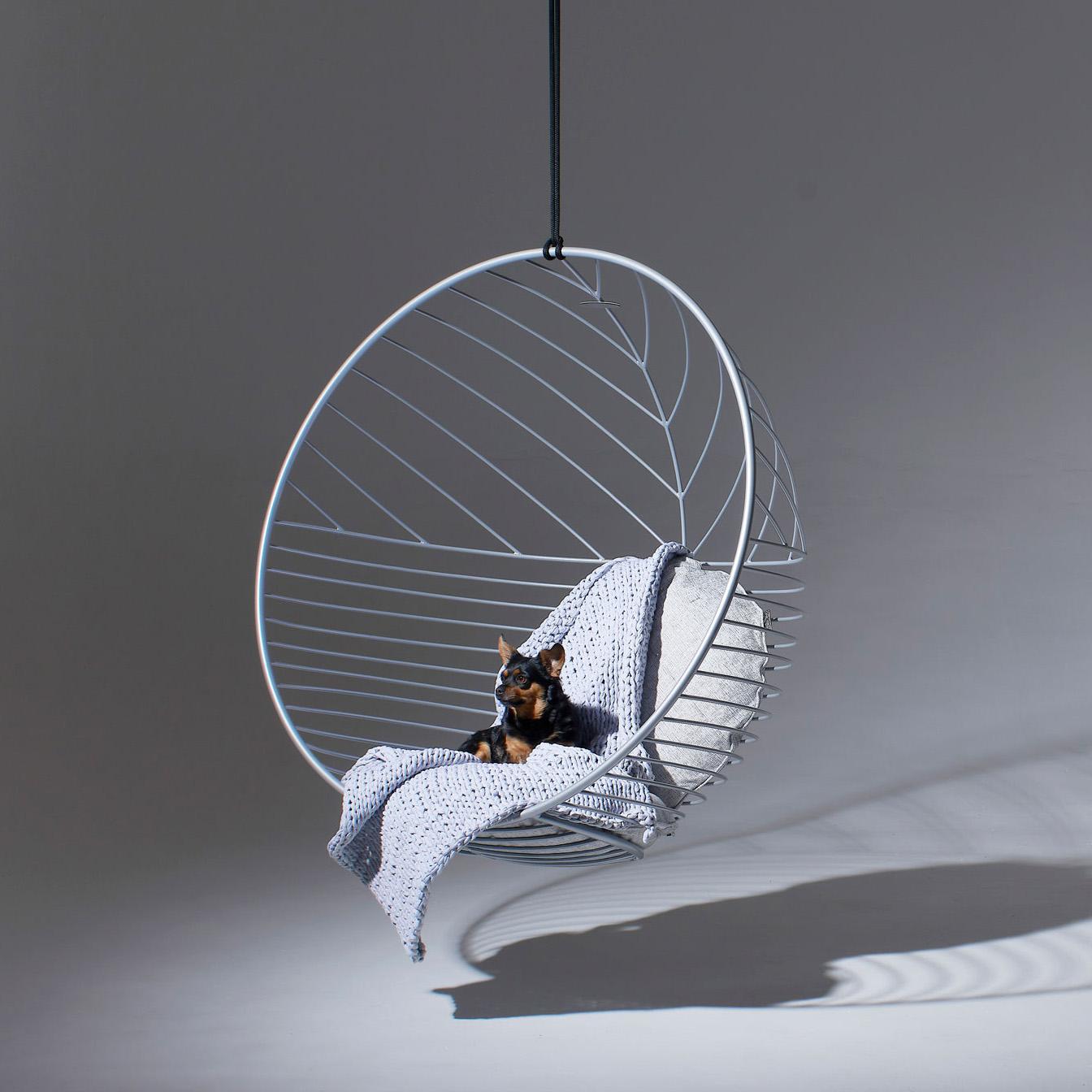 Sun Bubble Hanging Swing Chair Modern Steel In/Outdoor White 21st Century For Sale 2