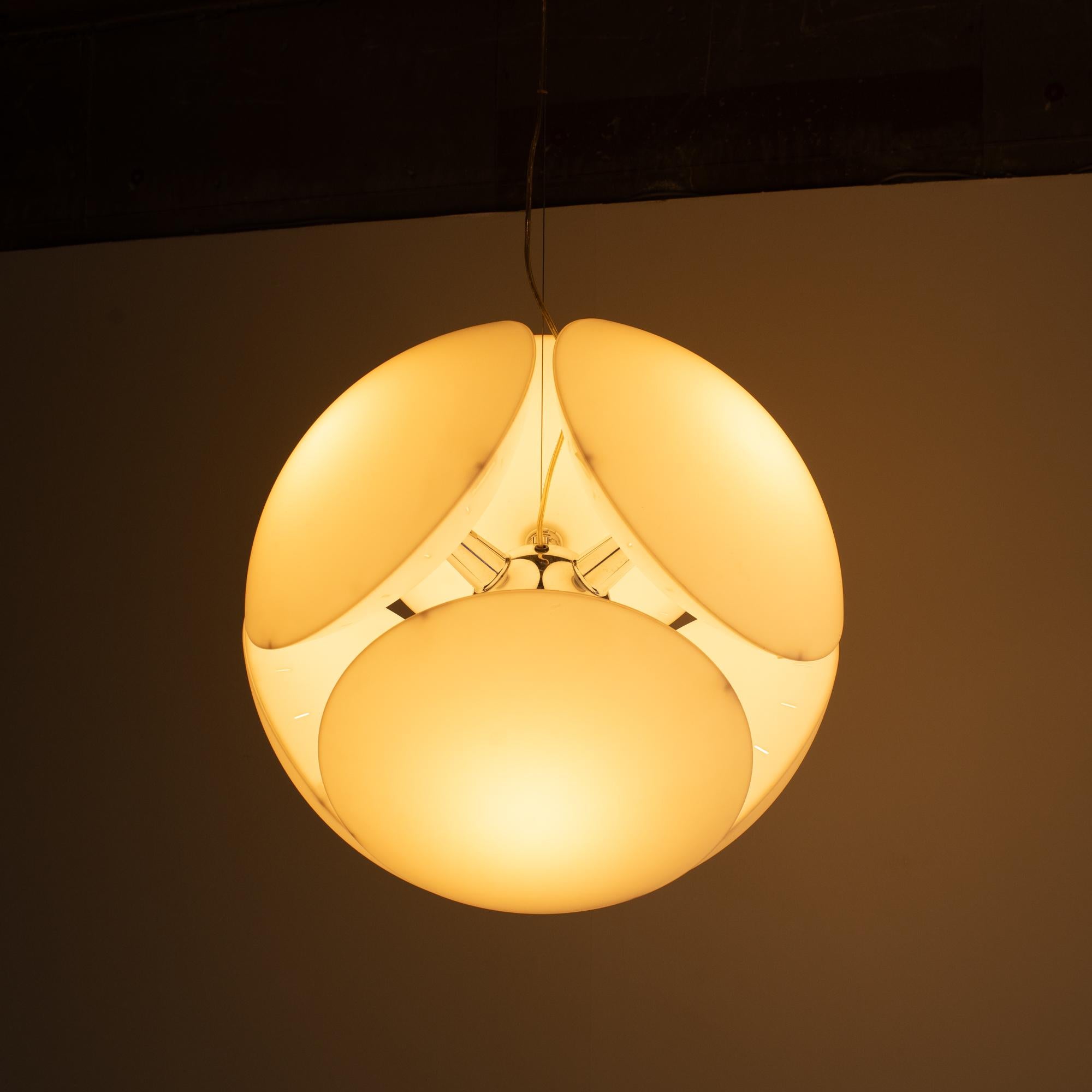 Painted Bubble pendant lamp Foscarini Y2K style space age 90s For Sale
