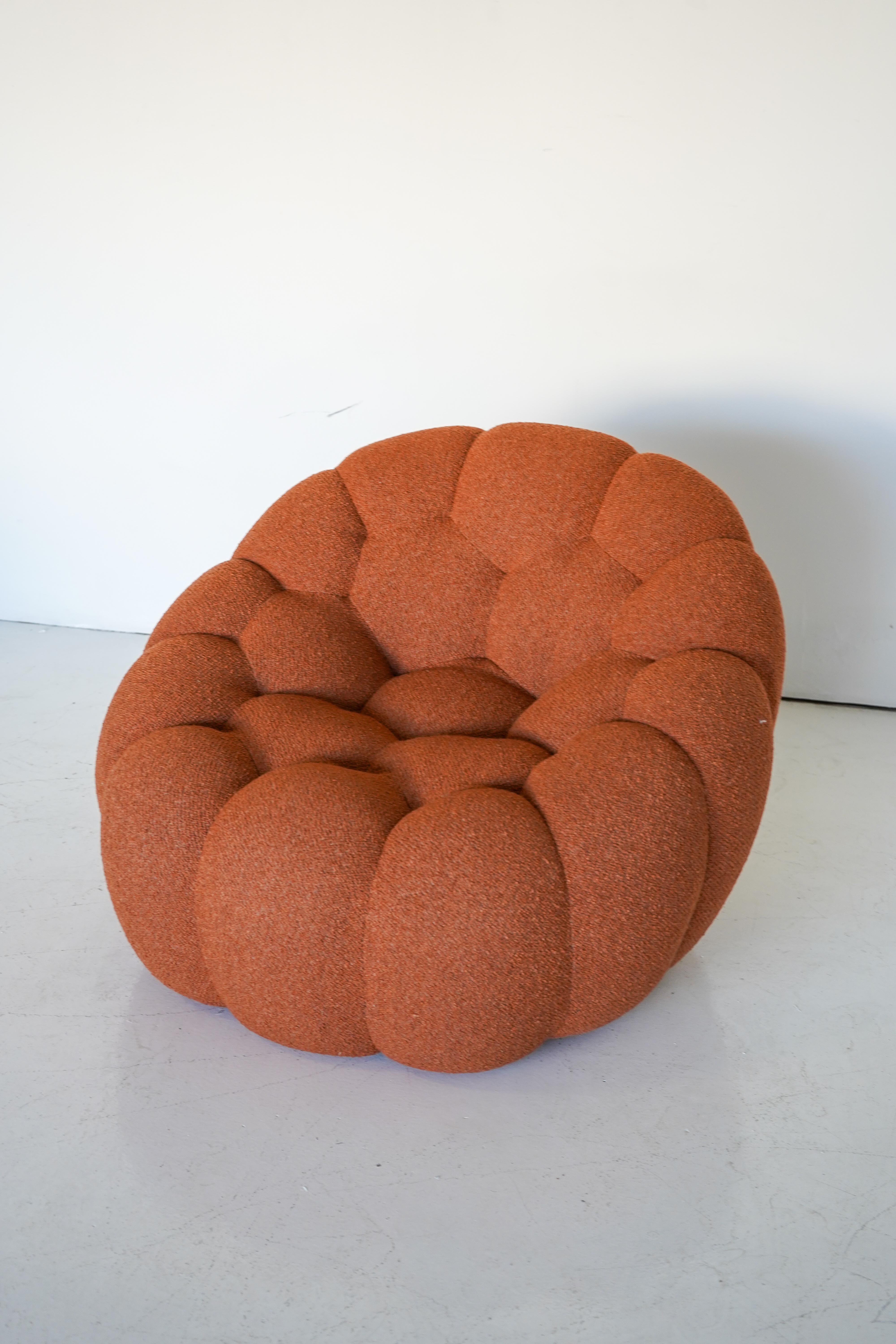 Bubble Swivel Armchair, Sacha Lakic for Roche Bobois In Excellent Condition In Las Vegas, NV