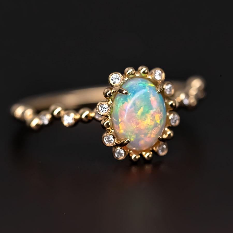 Arts and Crafts Bubble Tea Design Bague de fiançailles opale australienne diamant or jaune 18K en vente