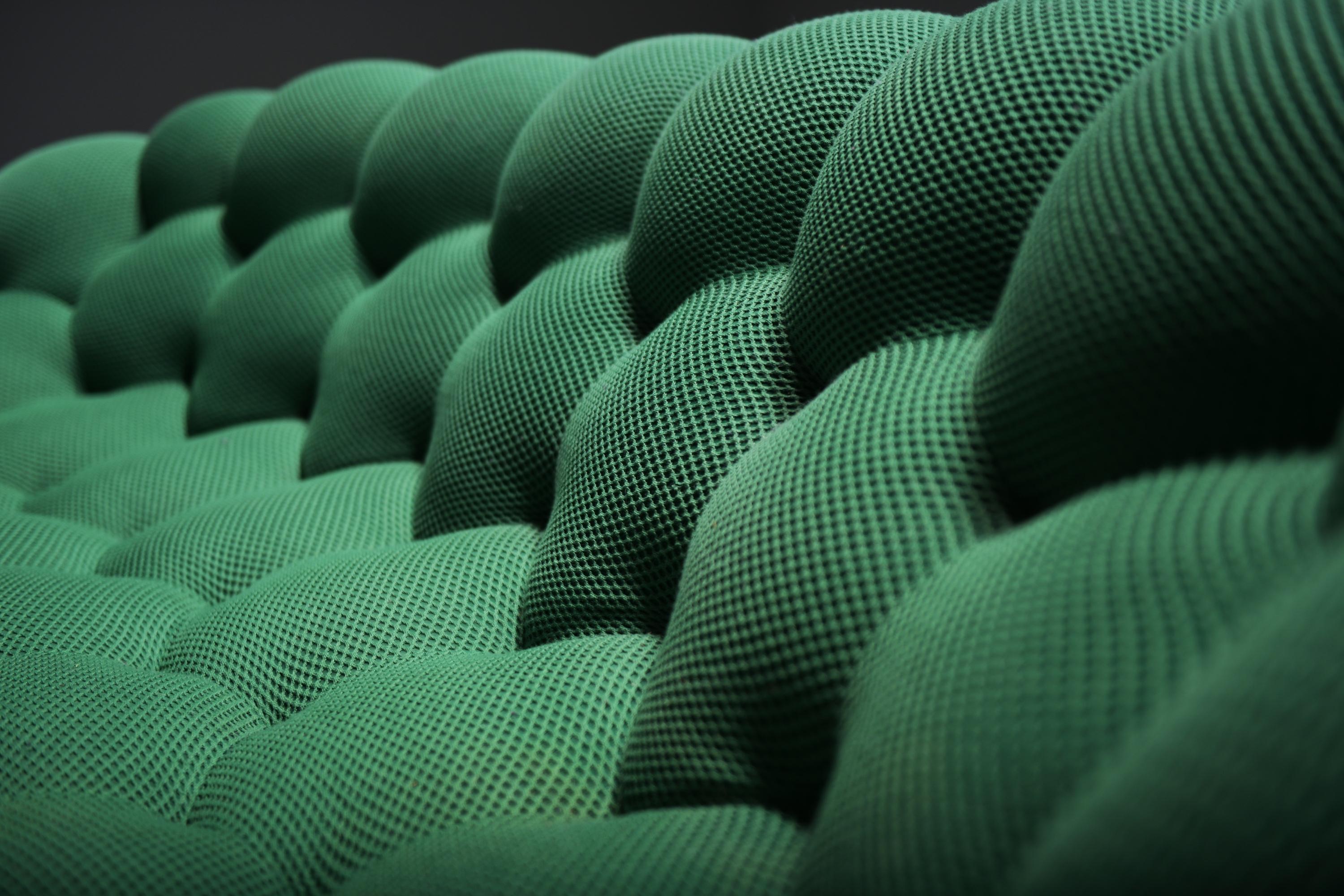 Mid-Century Modern Canapé Bubble 'Techno fabric' de Sacha Lakic pour Roche Bobois France
