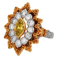 Anello Cocktail Marquise in oro 18 carati con diamante giallo Vivid Diamonds di Buccelati