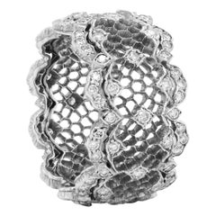 Buccellati 18 Karat Gold Diamond Honeycomb Tulle Ghirlanda Openwork Band Ring