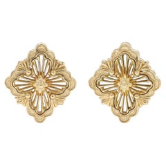 BUCCELLATI 18 karat gold earrings Opera Tulle - Mother of pearl