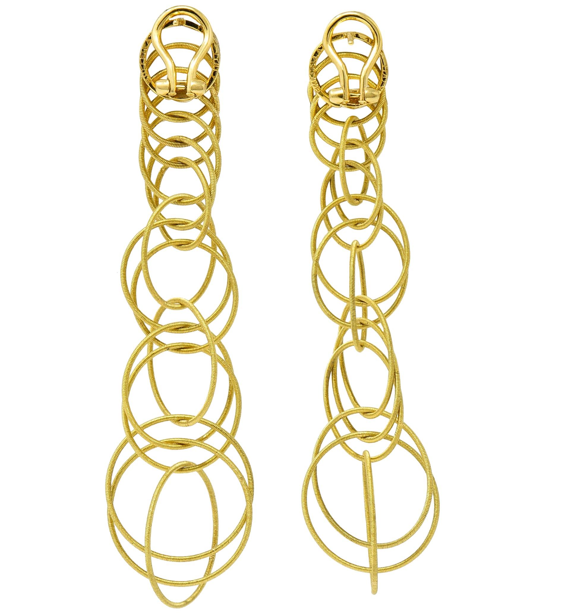 Buccellati 18 Karat Gold Hawaii Waikiki Circle Long Pendant Earrings In Excellent Condition In Philadelphia, PA