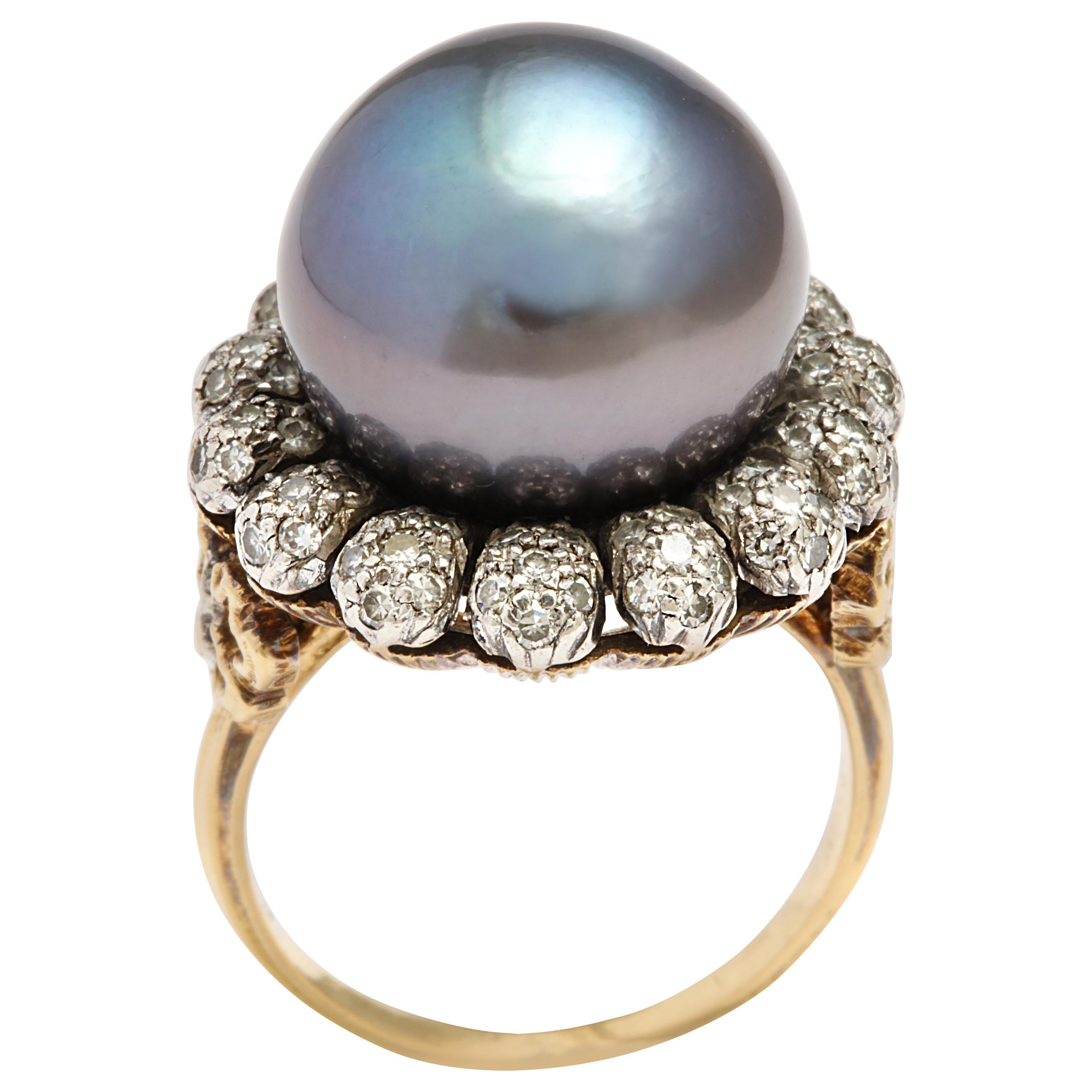 Buccellati 18 Karat Gold Pearl and Diamond Cocktail Ring For Sale