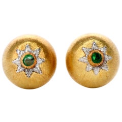 Buccellati 18 Karat Gelbgold Smaragd Dome Form Knopf Ohrringe