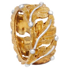 Buccellati, bague à anneau feuille en or jaune et blanc 18 carats