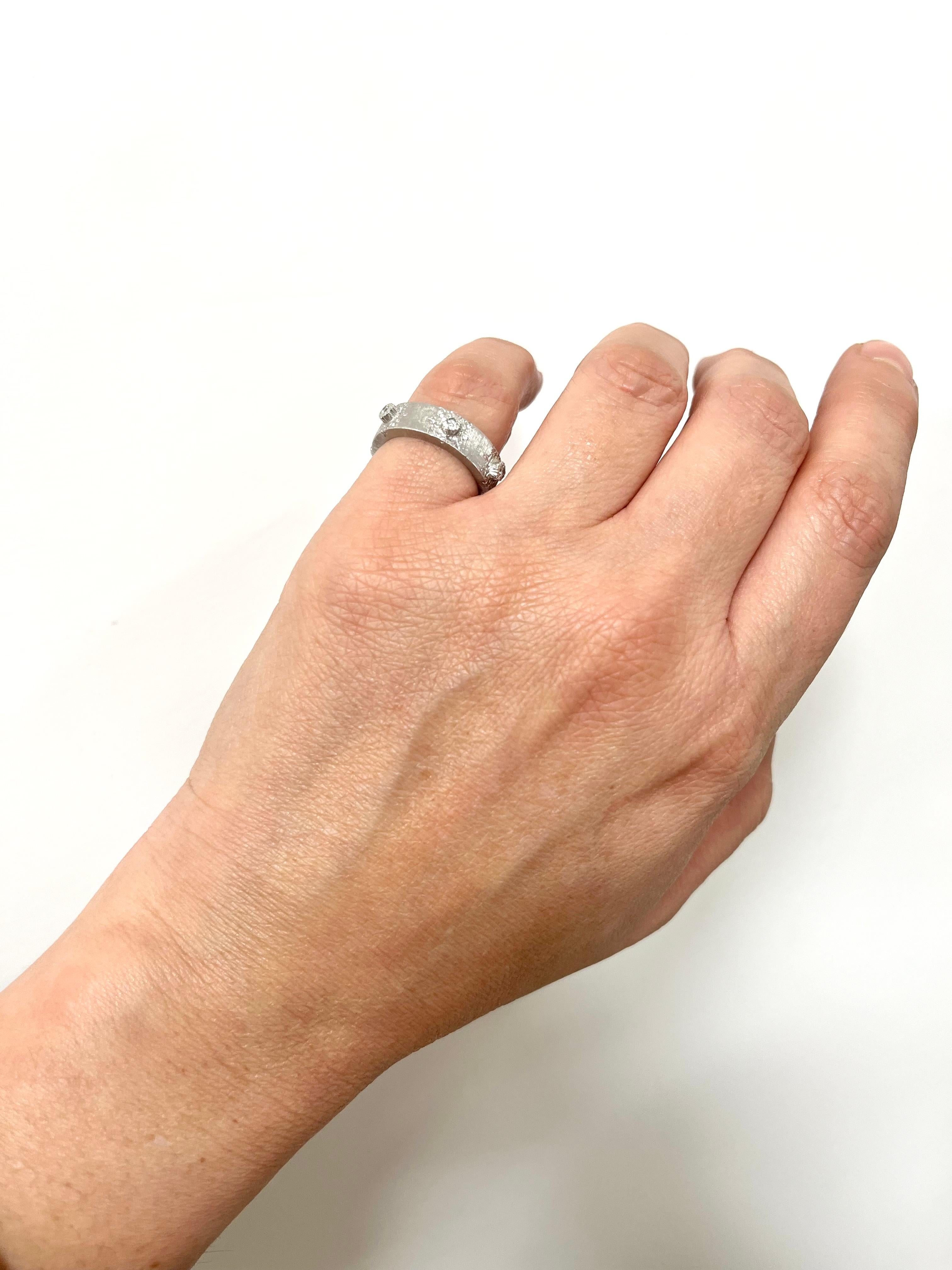 Round Cut Buccellati 18 Kt. White Gold Diamonds Macri Classica Eternity Ring